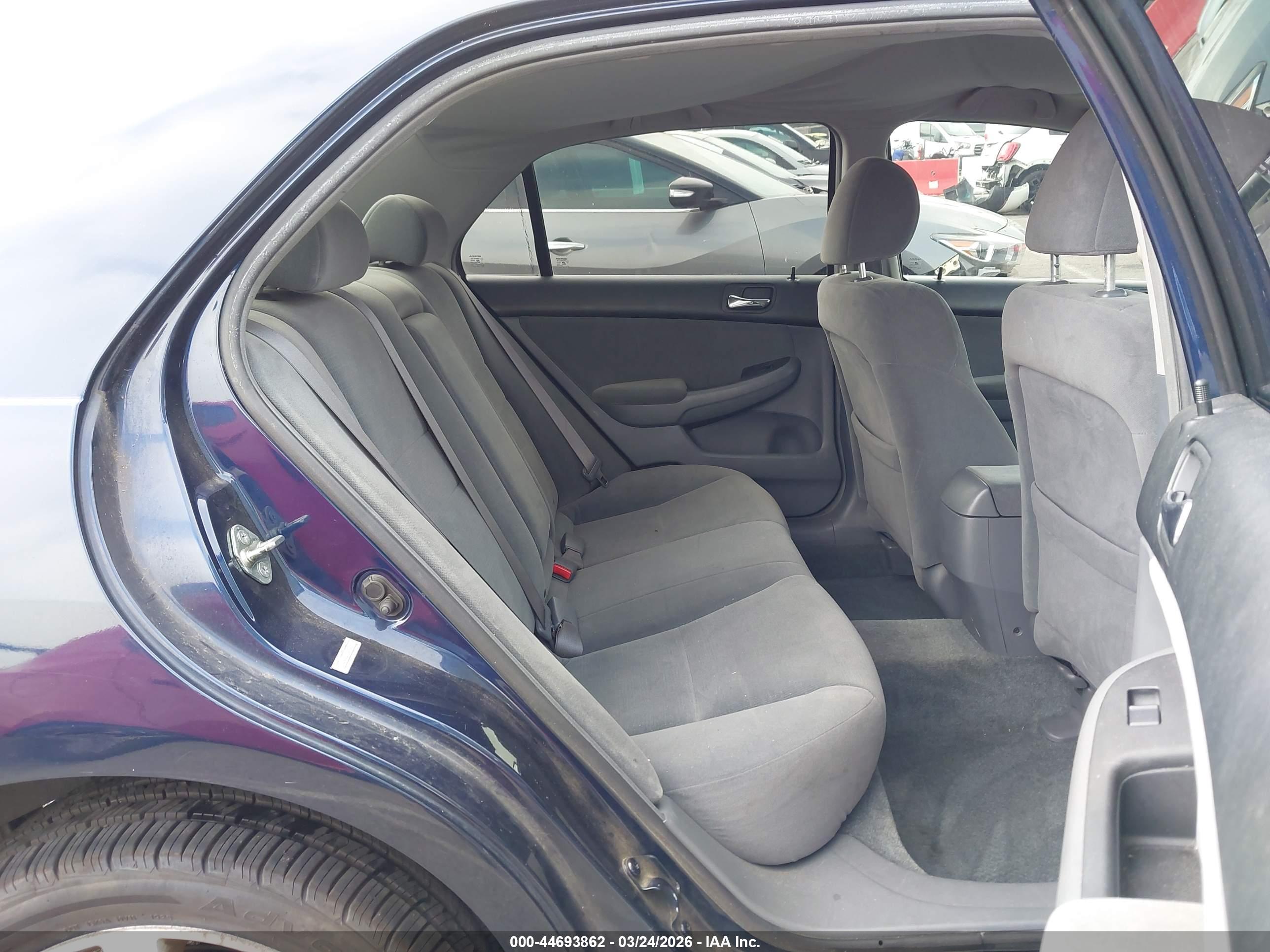 HONDA ACCORD image 8