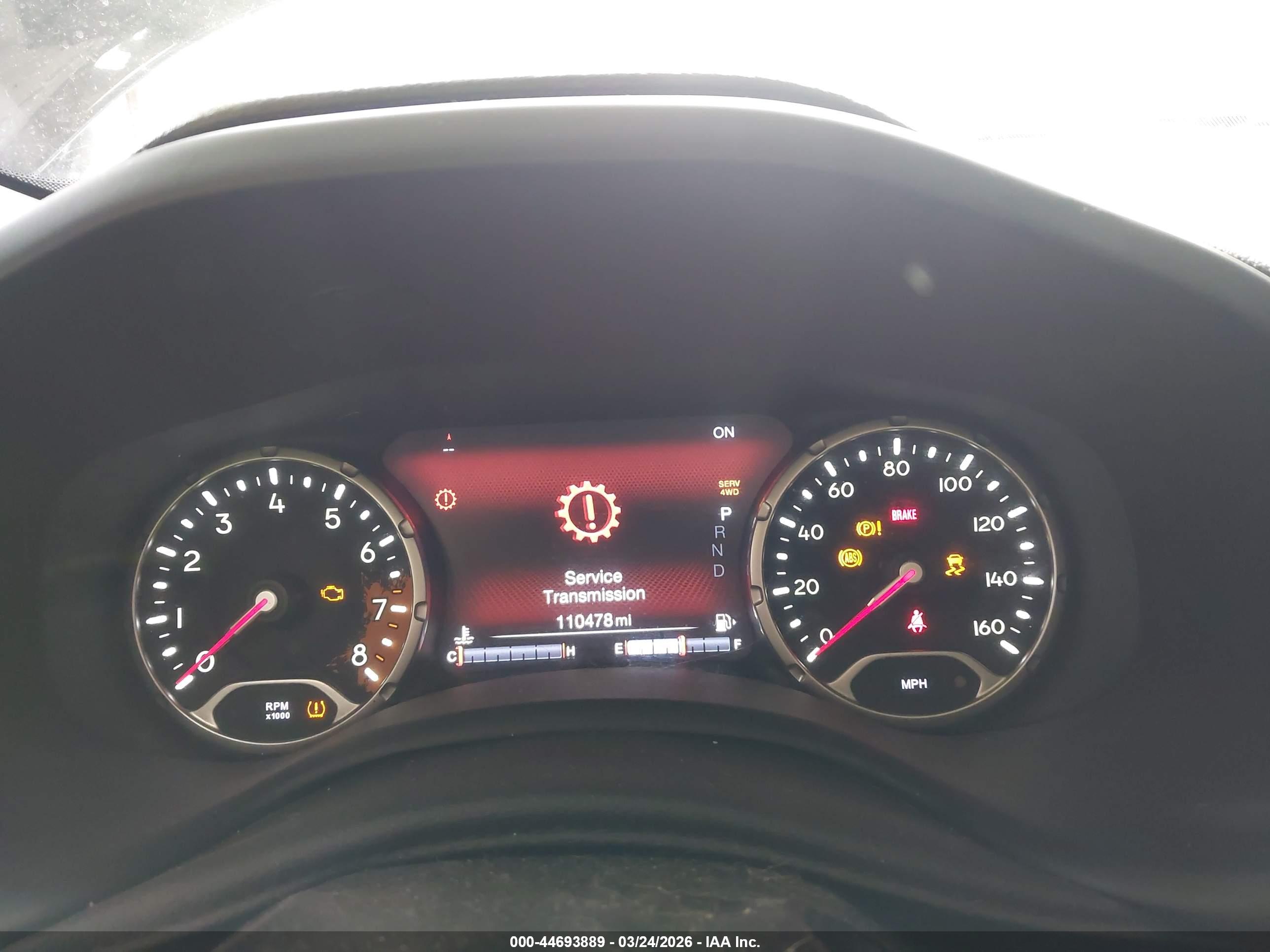 JEEP RENEGADE image 7