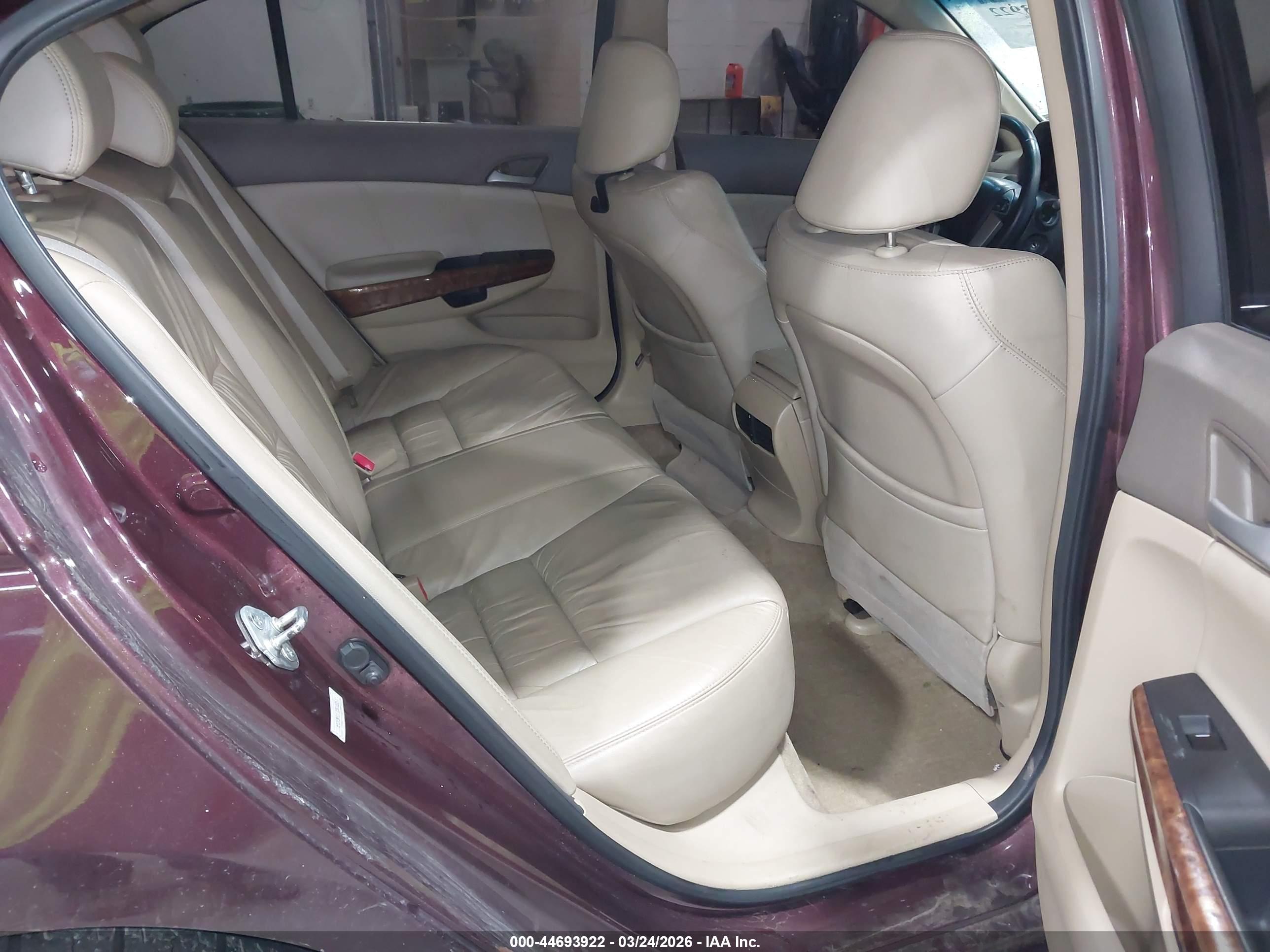HONDA ACCORD image 8