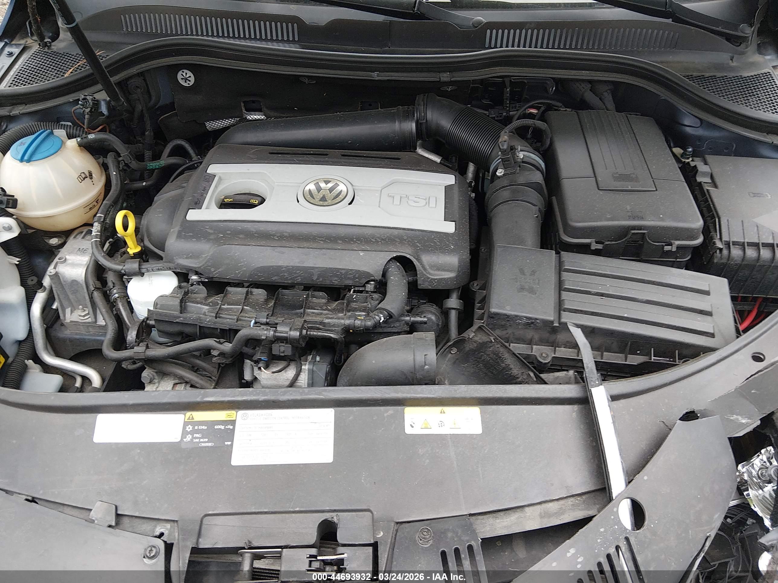 VOLKSWAGEN CC image 10