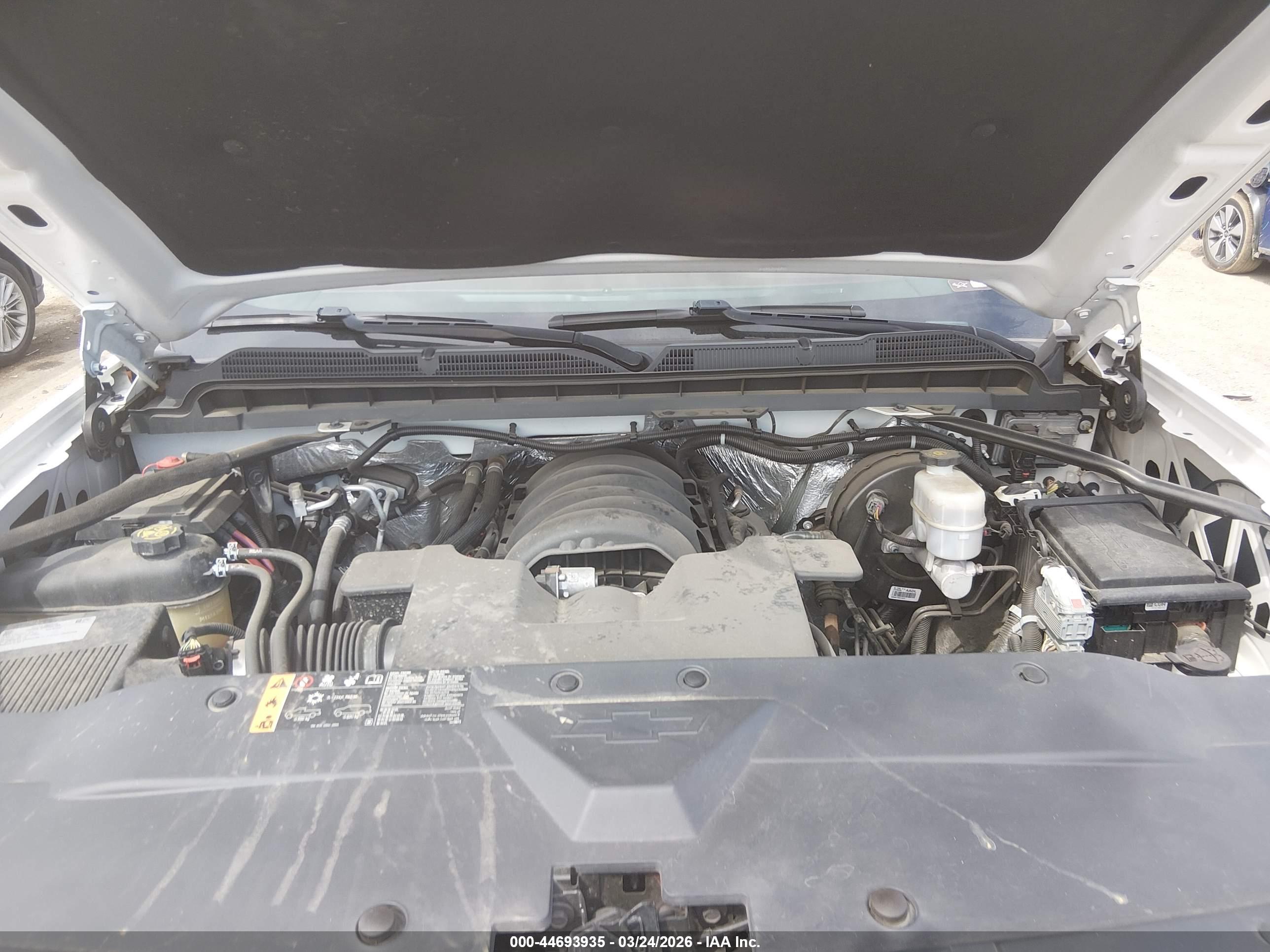 CHEVROLET SILVERADO image 10