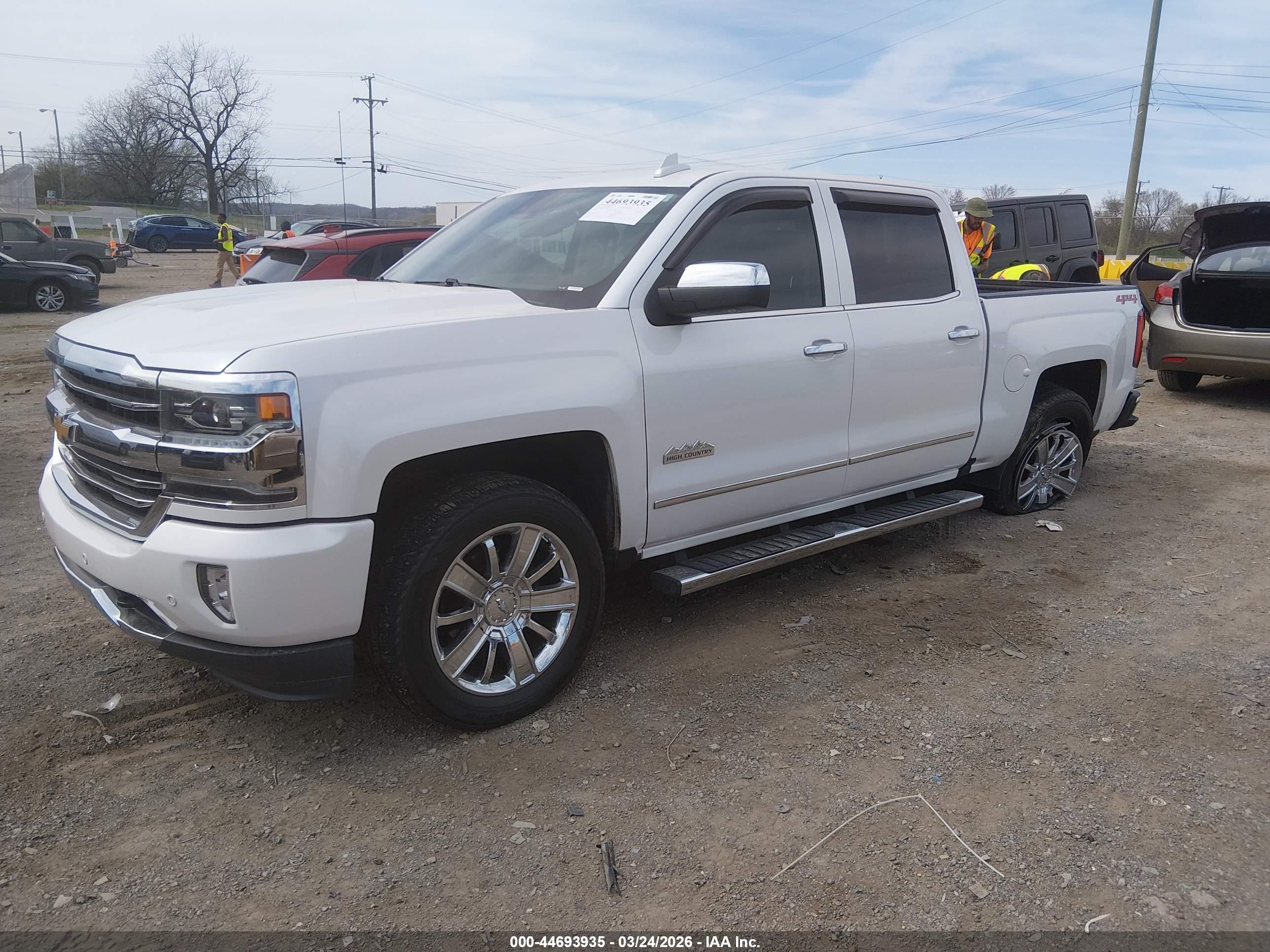 CHEVROLET SILVERADO image 2