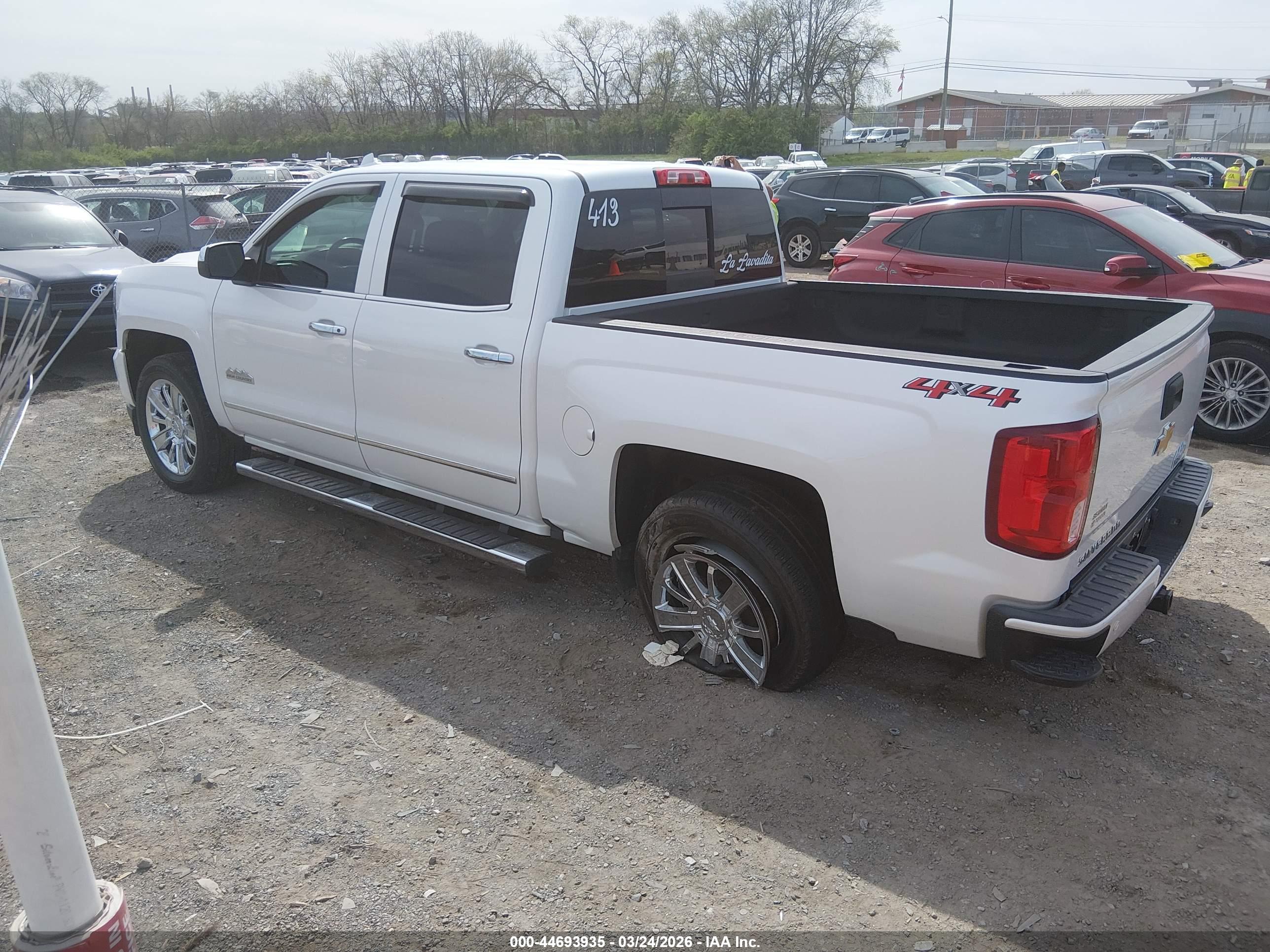CHEVROLET SILVERADO image 3