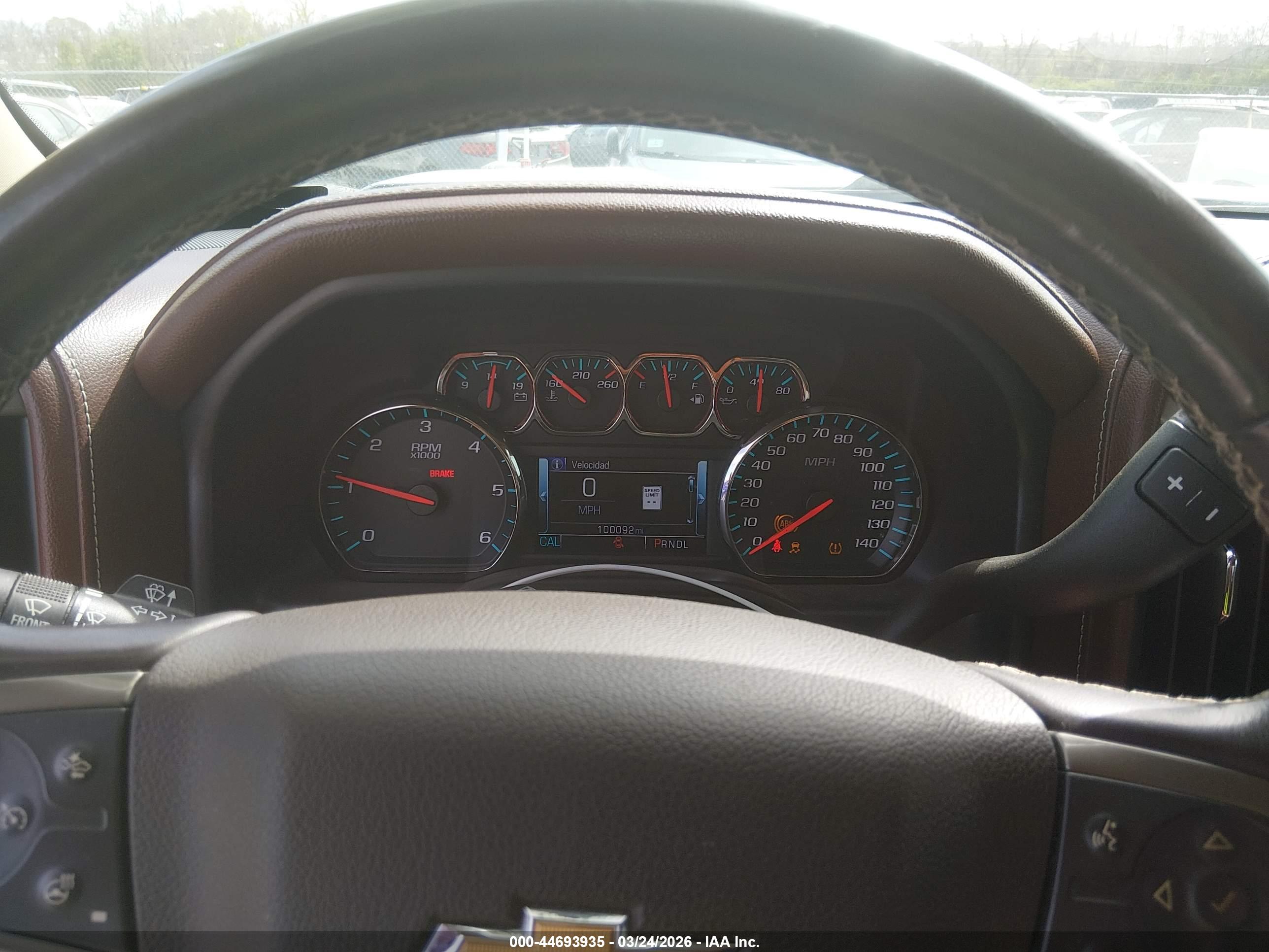 CHEVROLET SILVERADO image 7