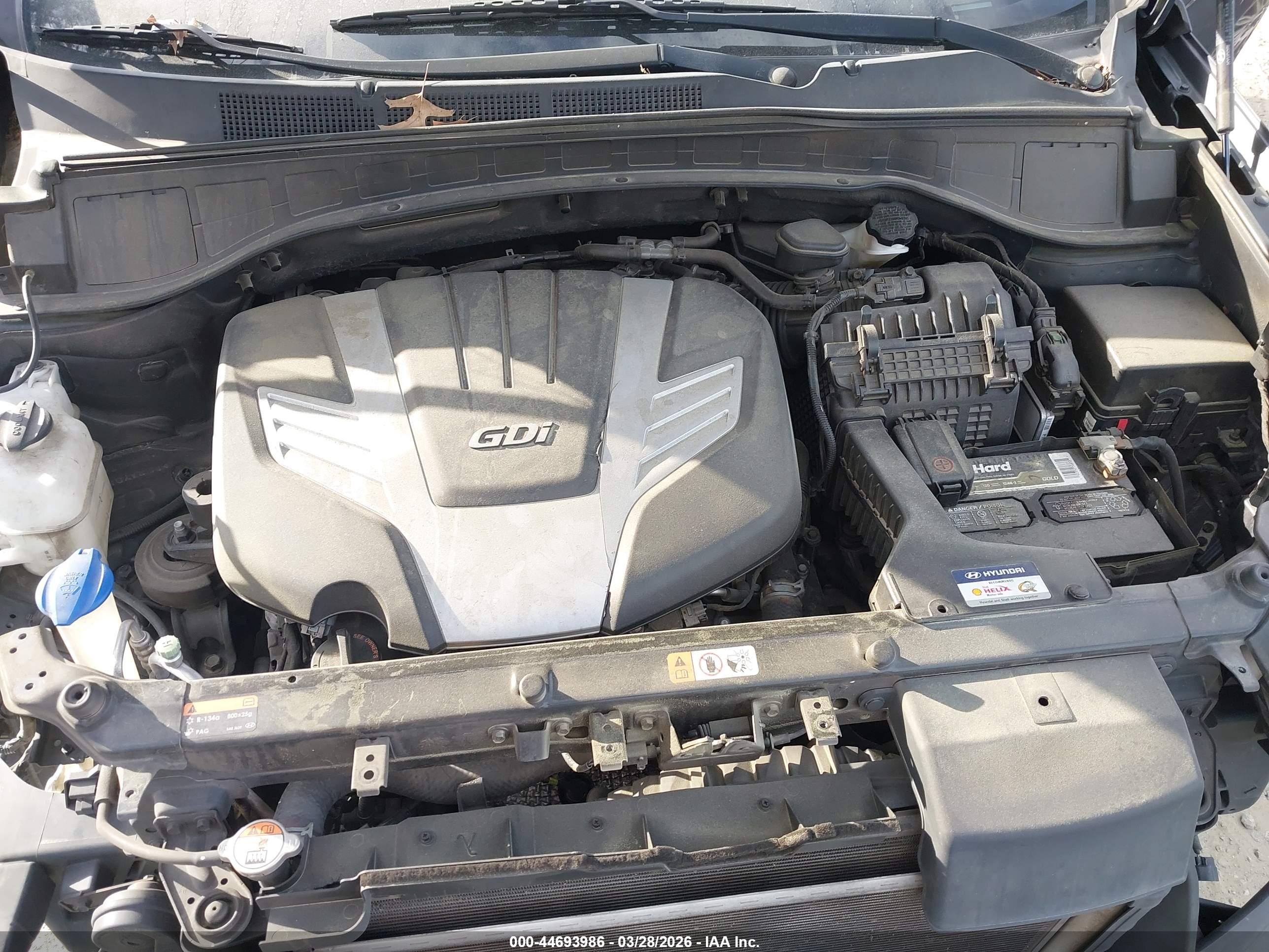 HYUNDAI SANTA image 10