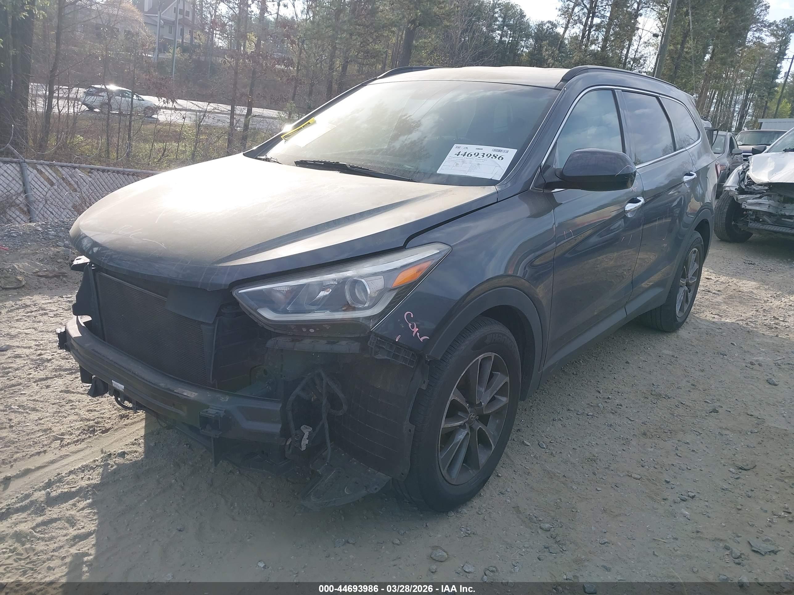 HYUNDAI SANTA image 2