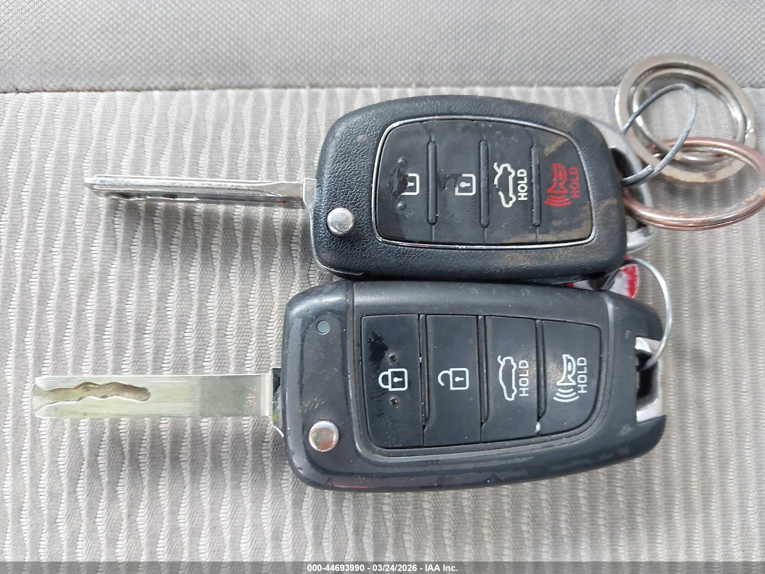 HYUNDAI SONATA image 11