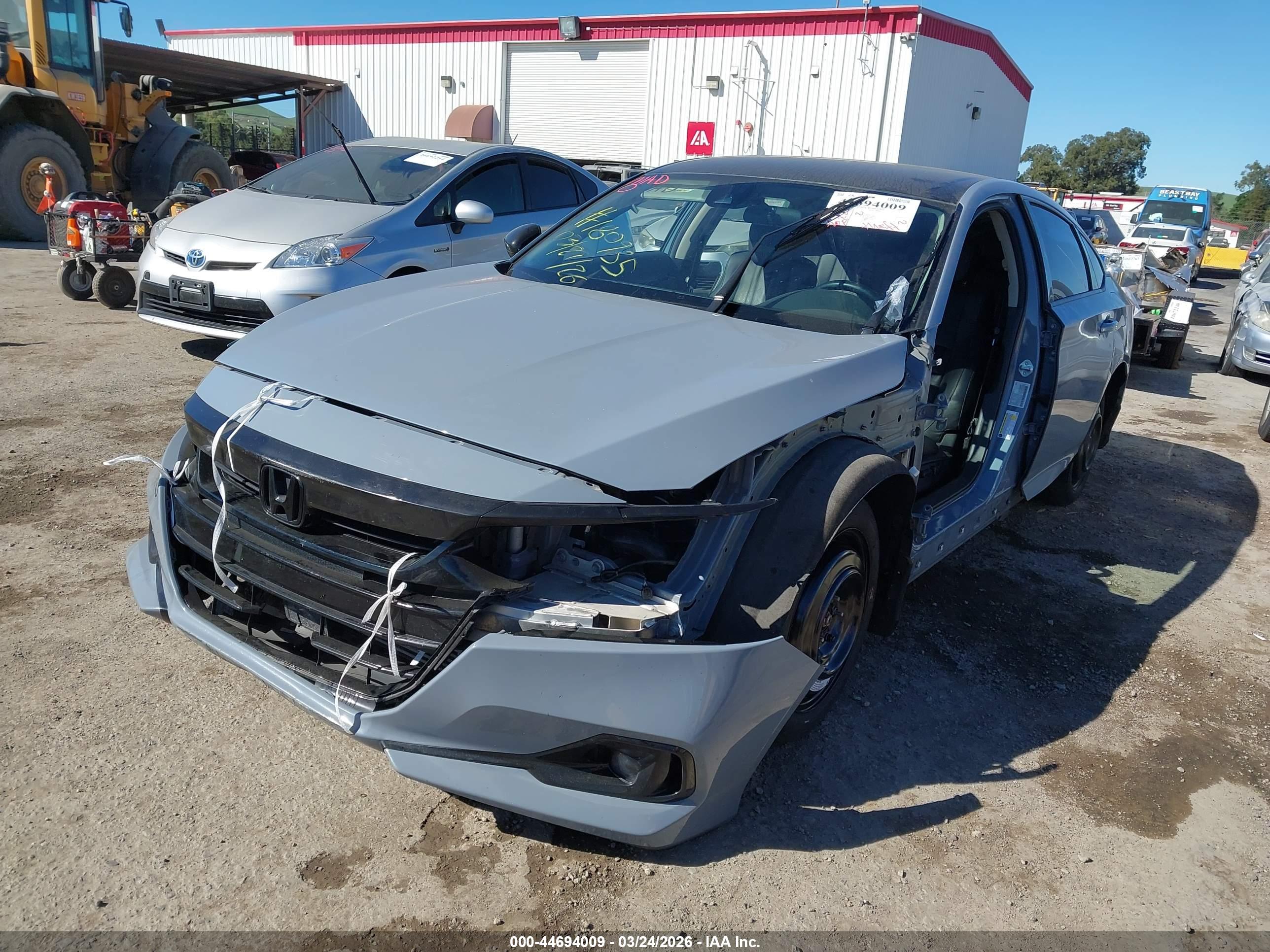 HONDA ACCORD image 2