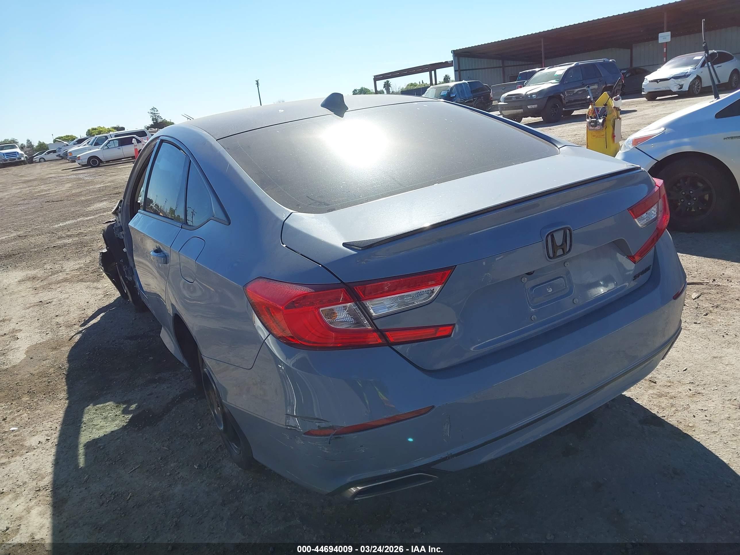HONDA ACCORD image 3