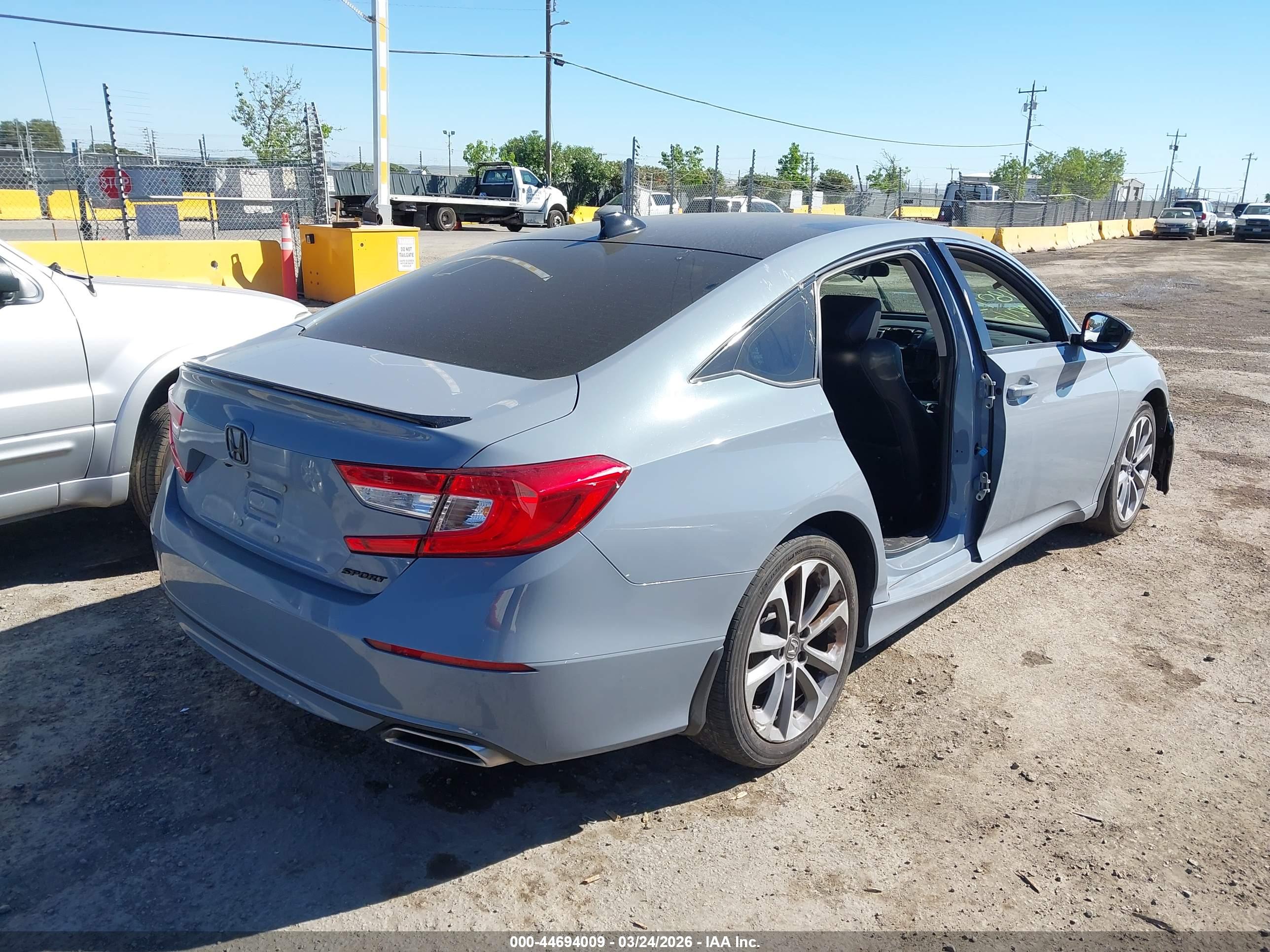 HONDA ACCORD image 4