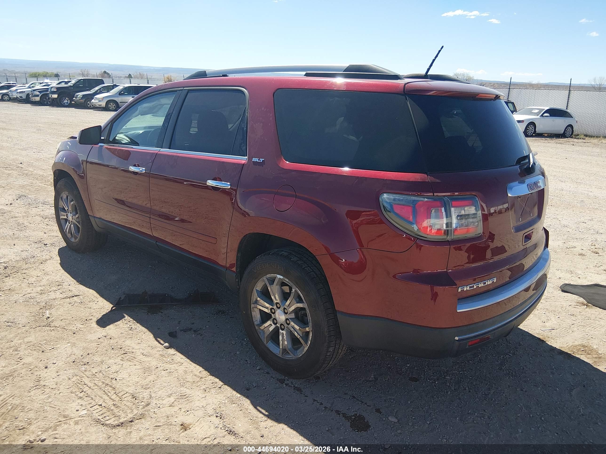 GMC ACADIA image 3
