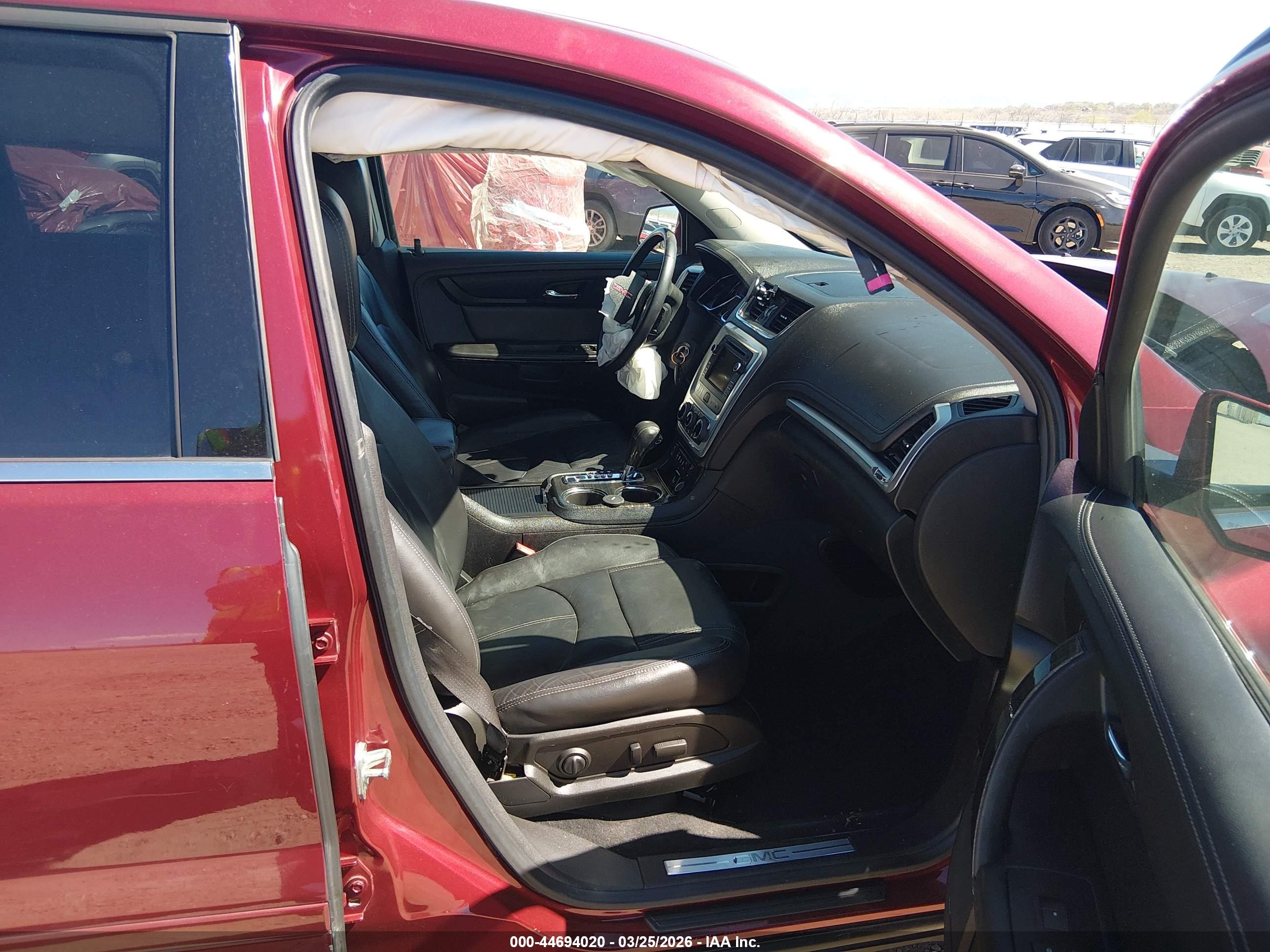 GMC ACADIA image 5