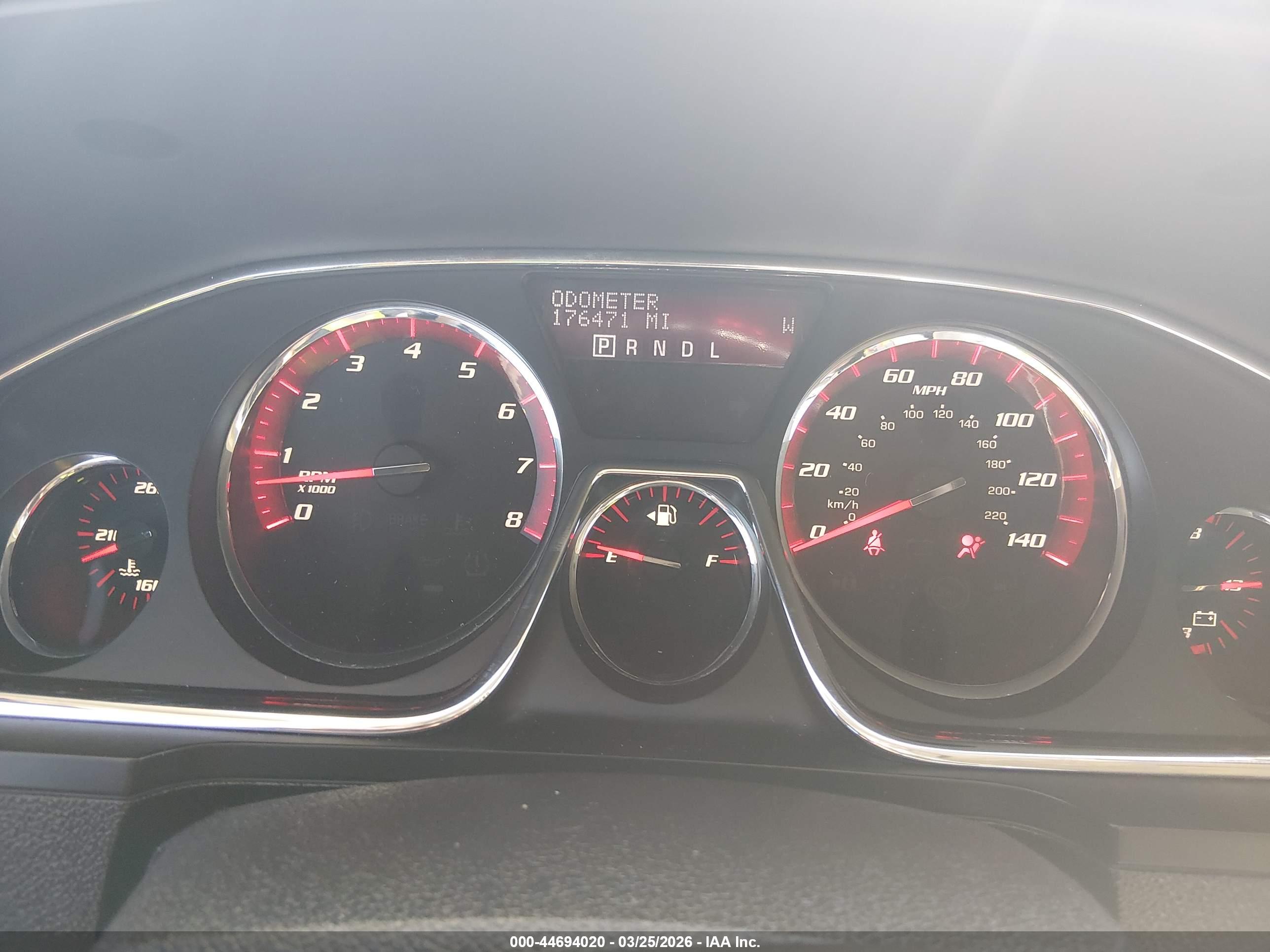 GMC ACADIA image 7
