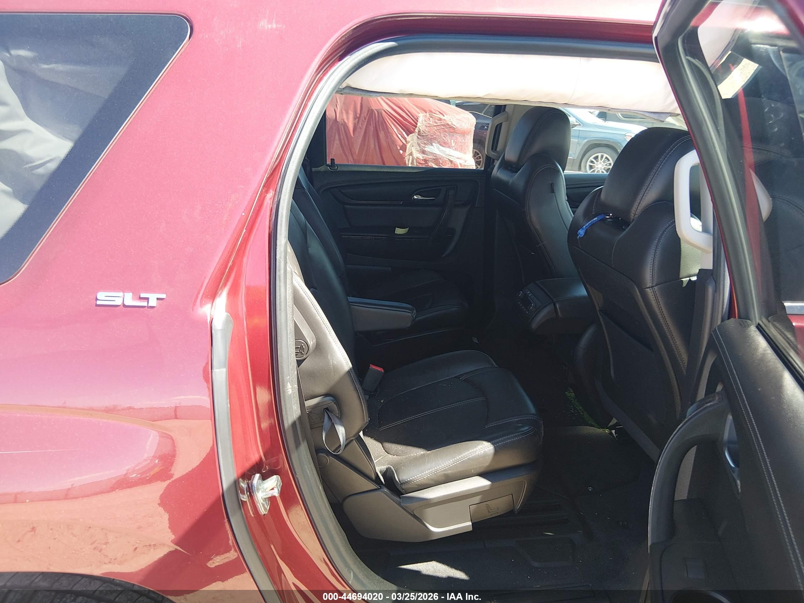 GMC ACADIA image 8