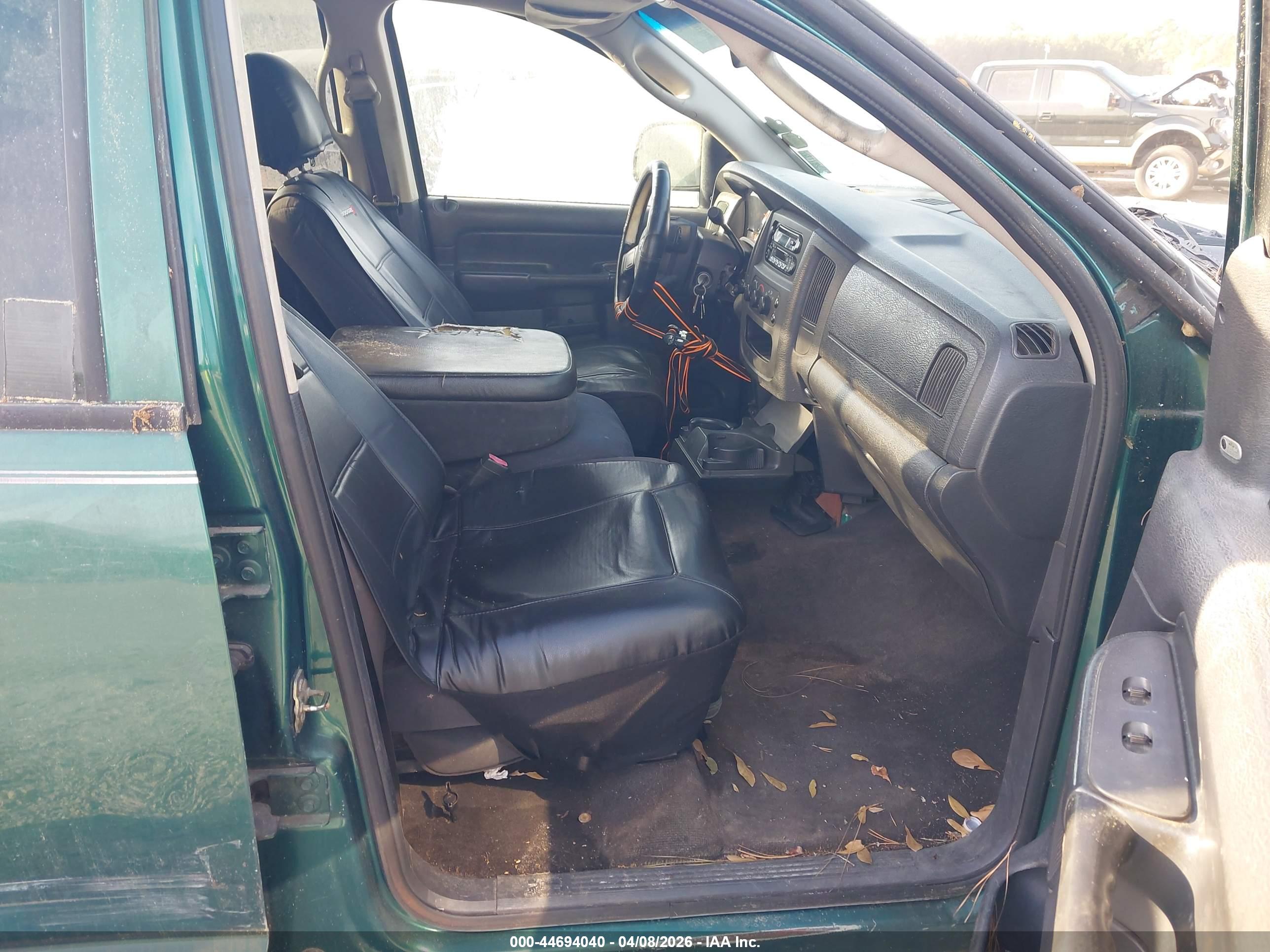 DODGE RAM image 5
