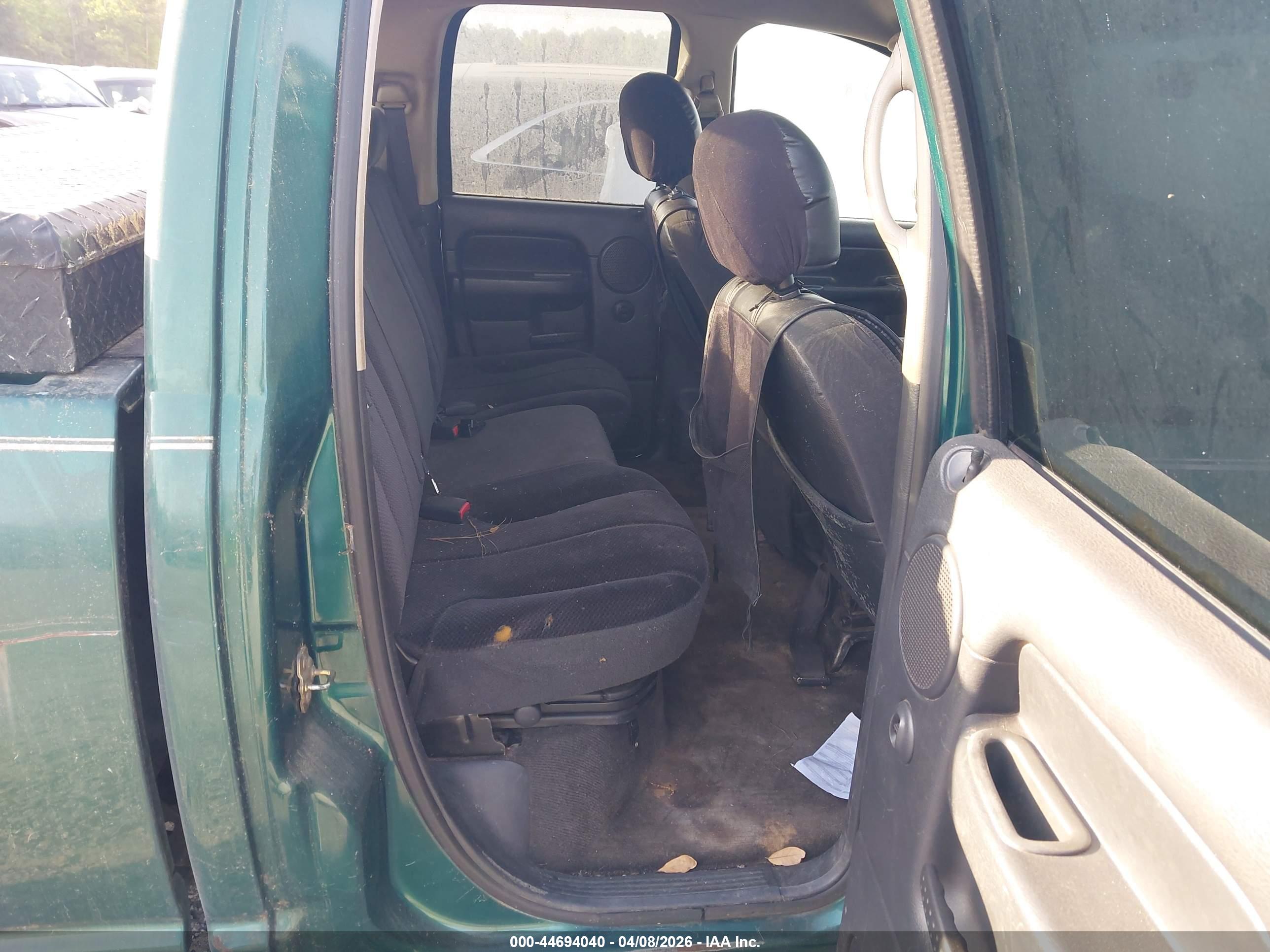 DODGE RAM image 8