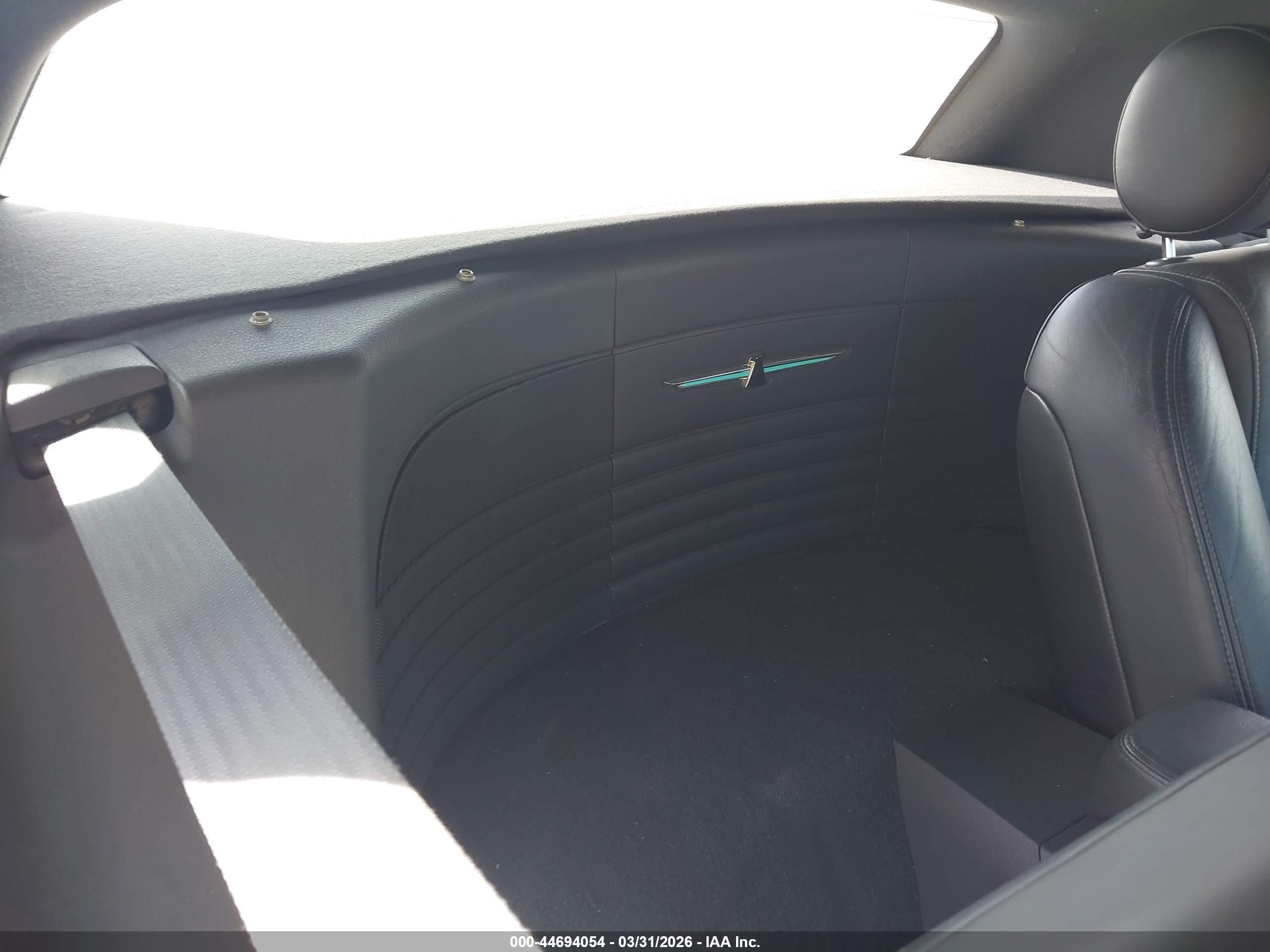 FORD THUNDERBIRD image 8