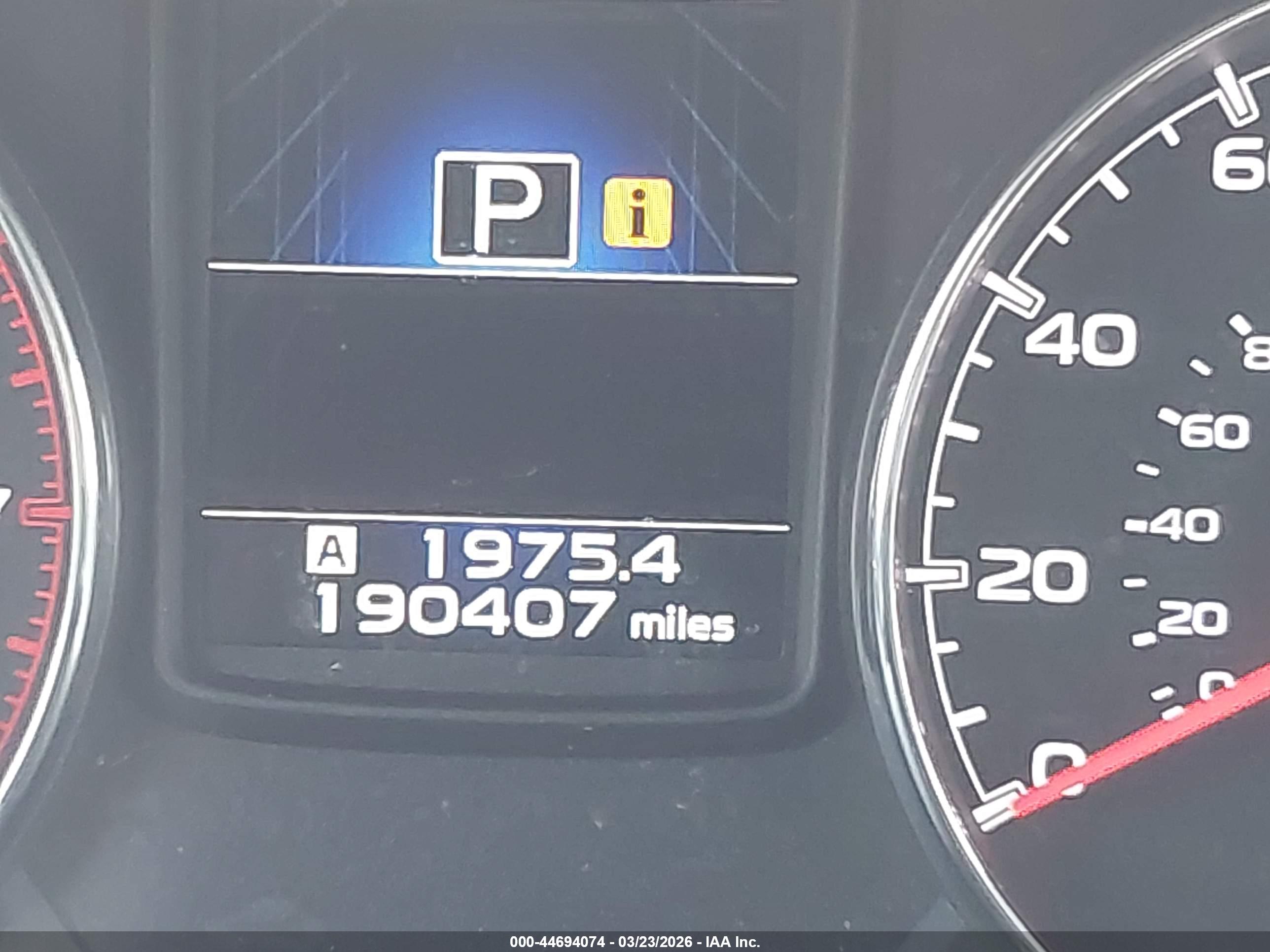 SUBARU OUTBACK image 7
