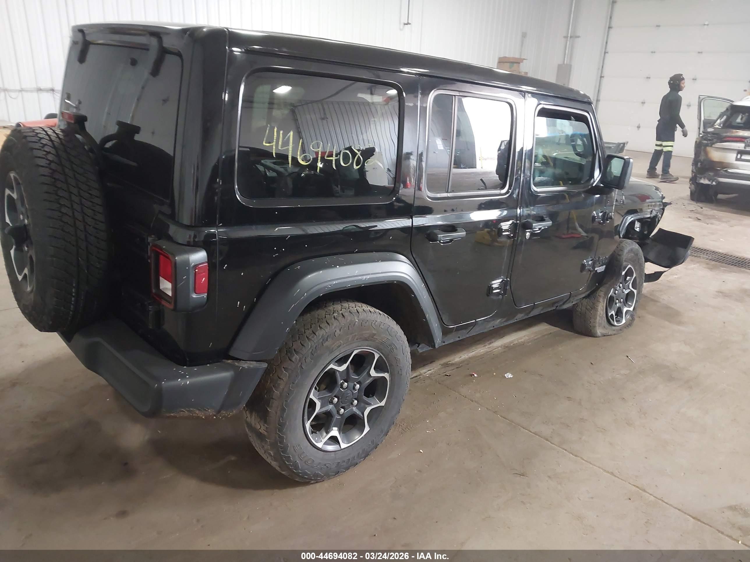 JEEP WRANGLER image 4