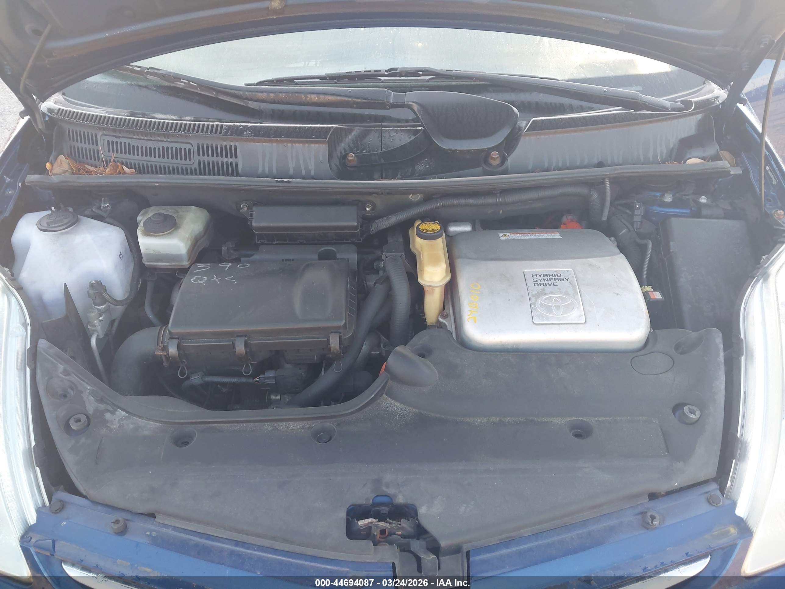 TOYOTA PRIUS image 10