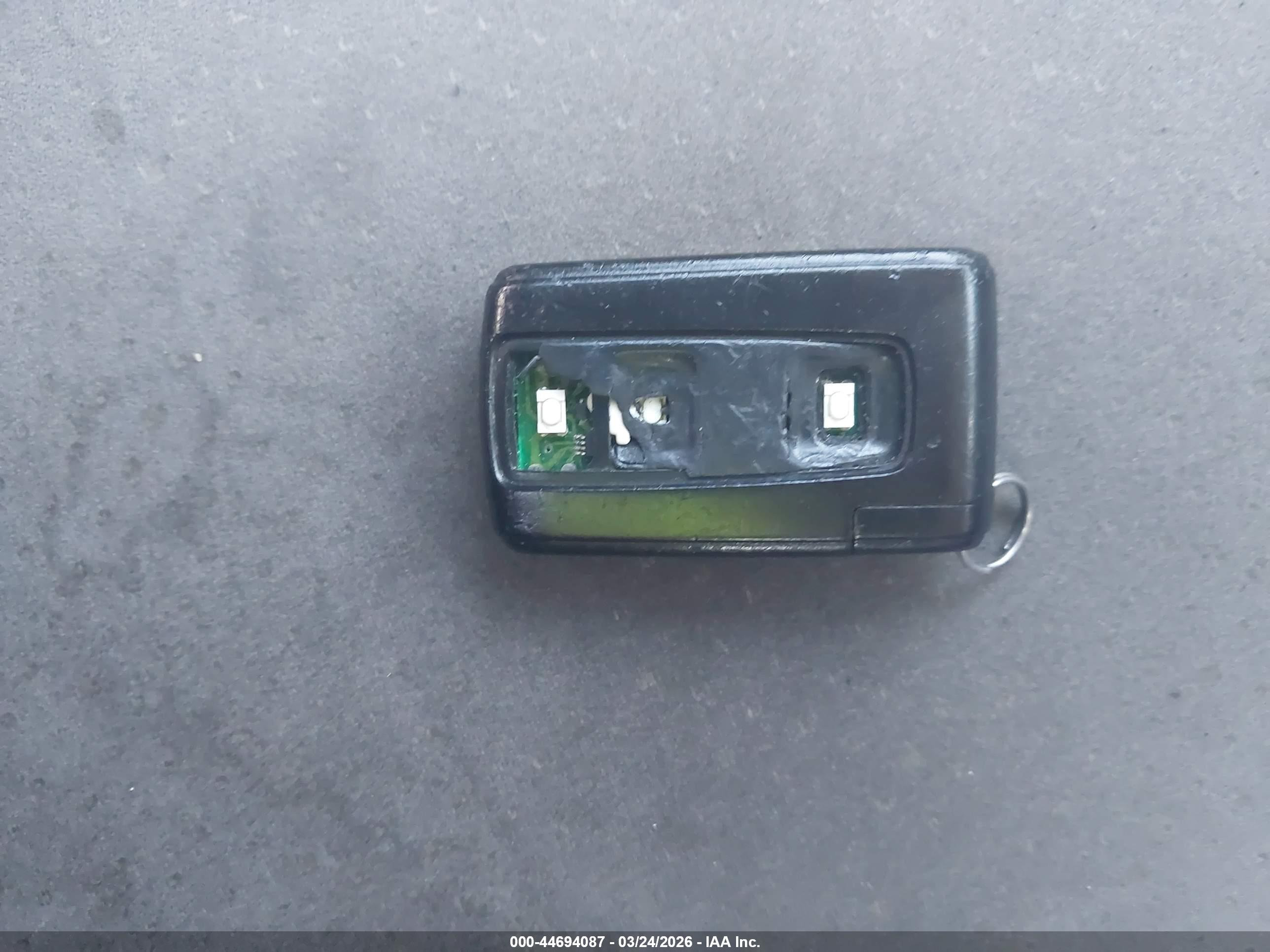 TOYOTA PRIUS image 11