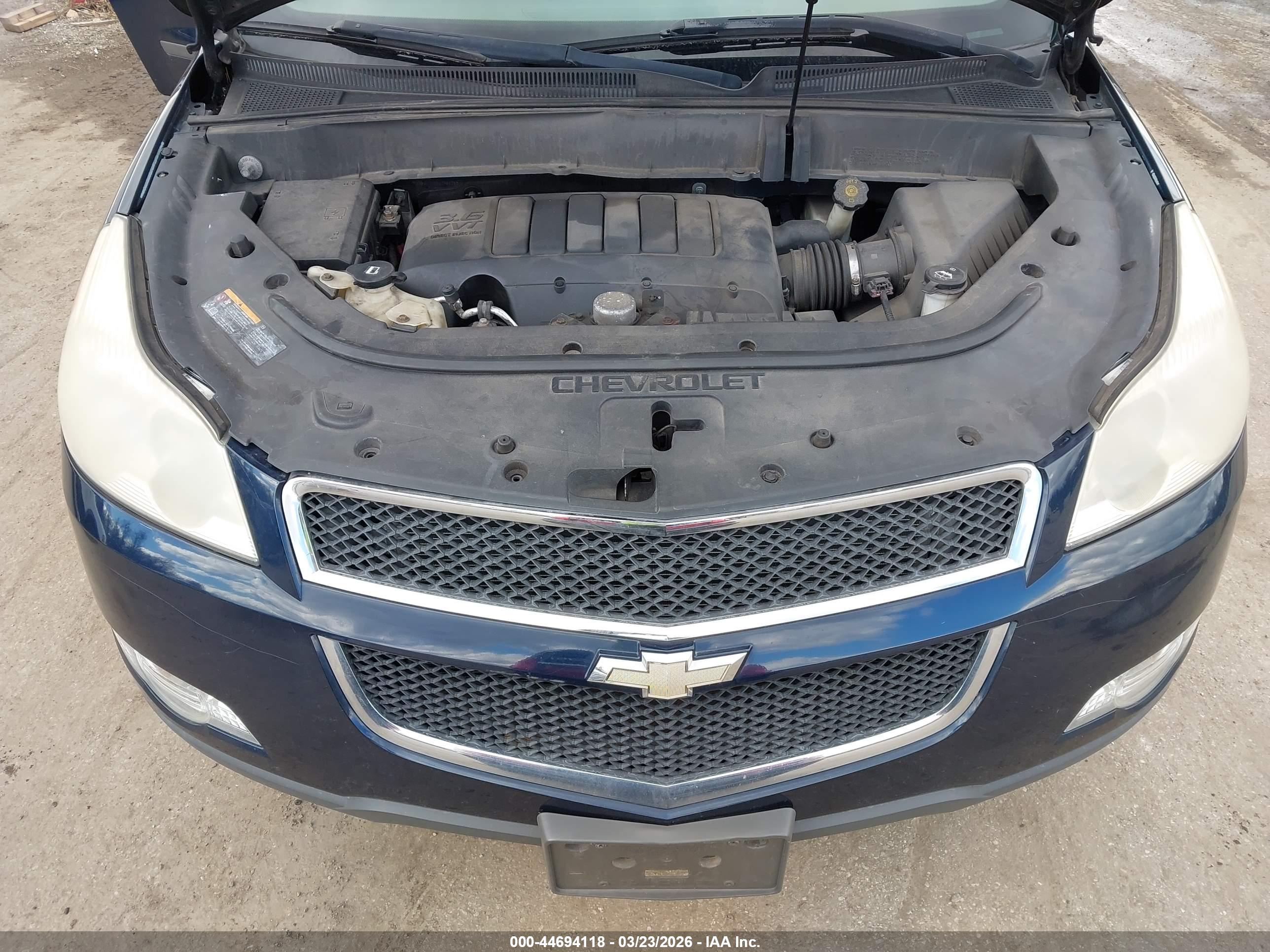 CHEVROLET TRAVERSE image 10