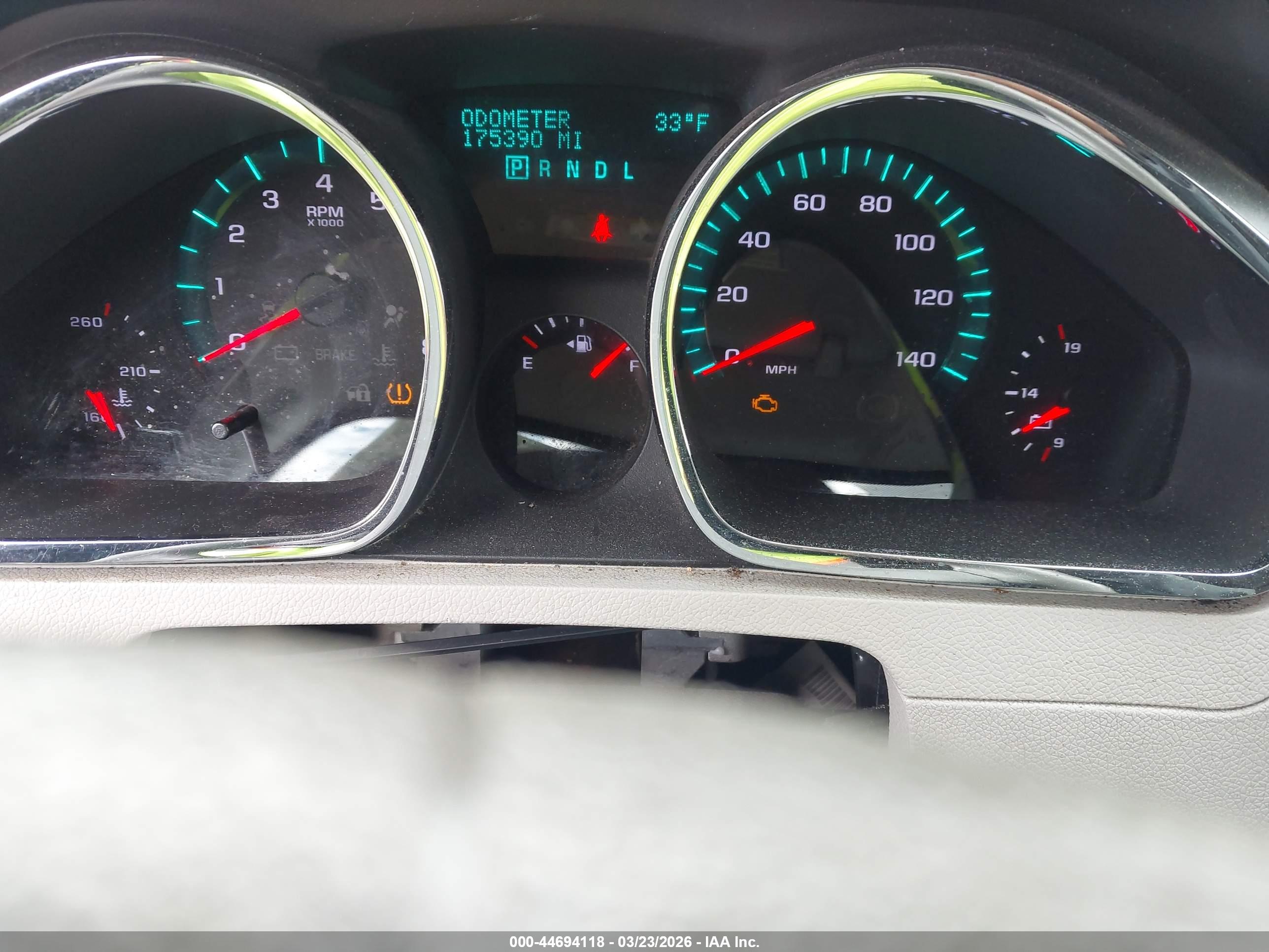 CHEVROLET TRAVERSE image 7