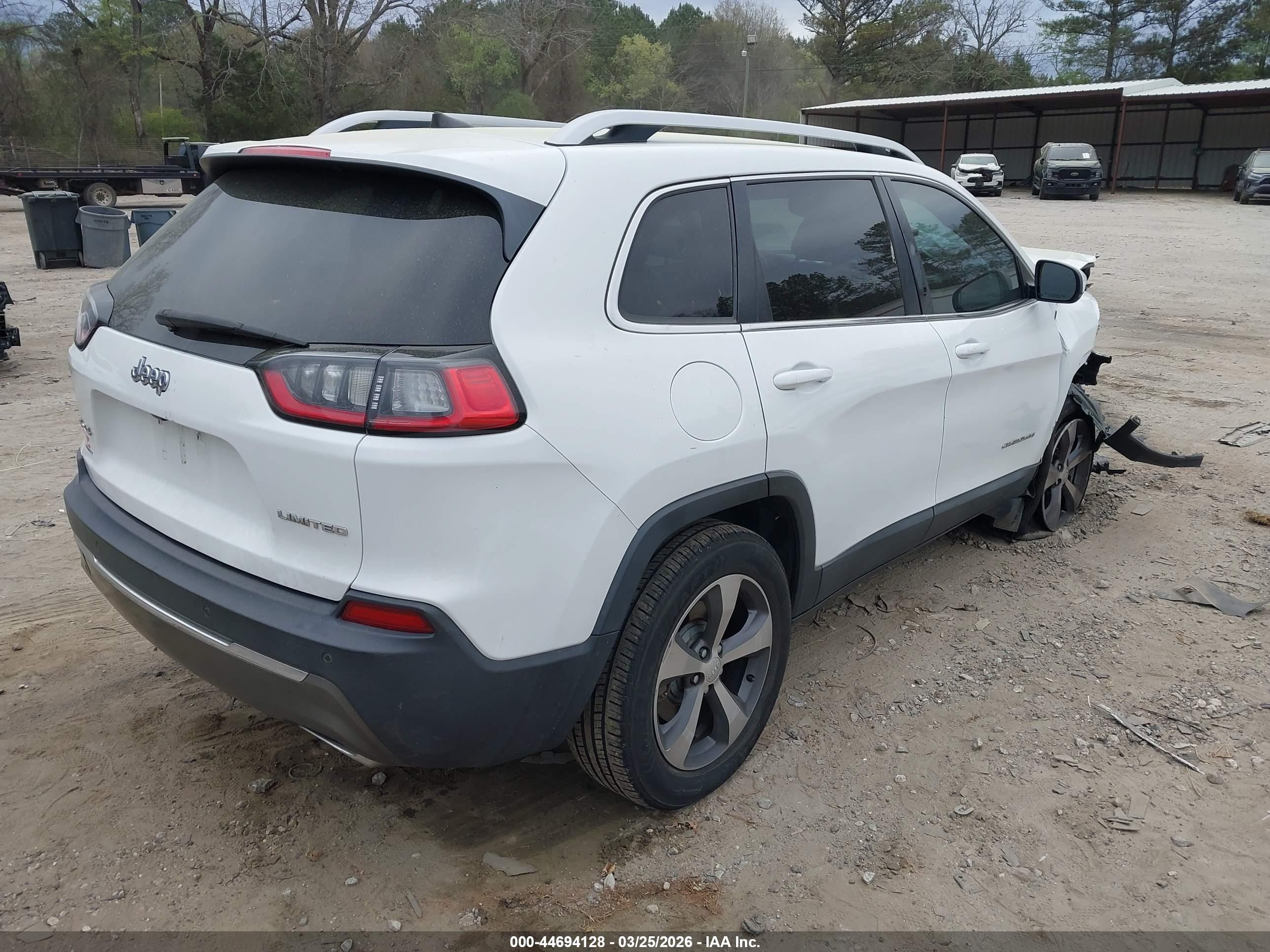 JEEP CHEROKEE image 4