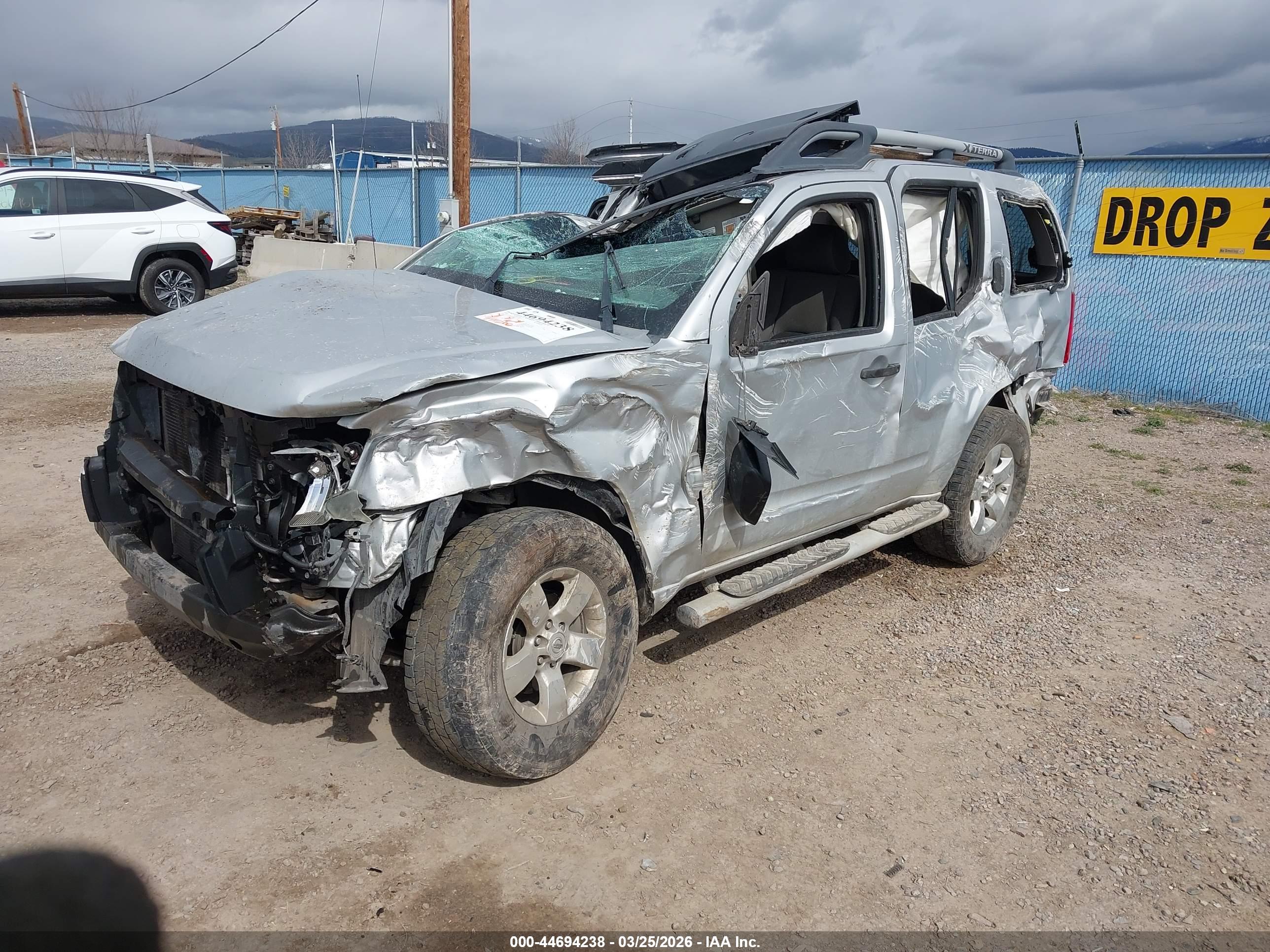 NISSAN XTERRA image 2