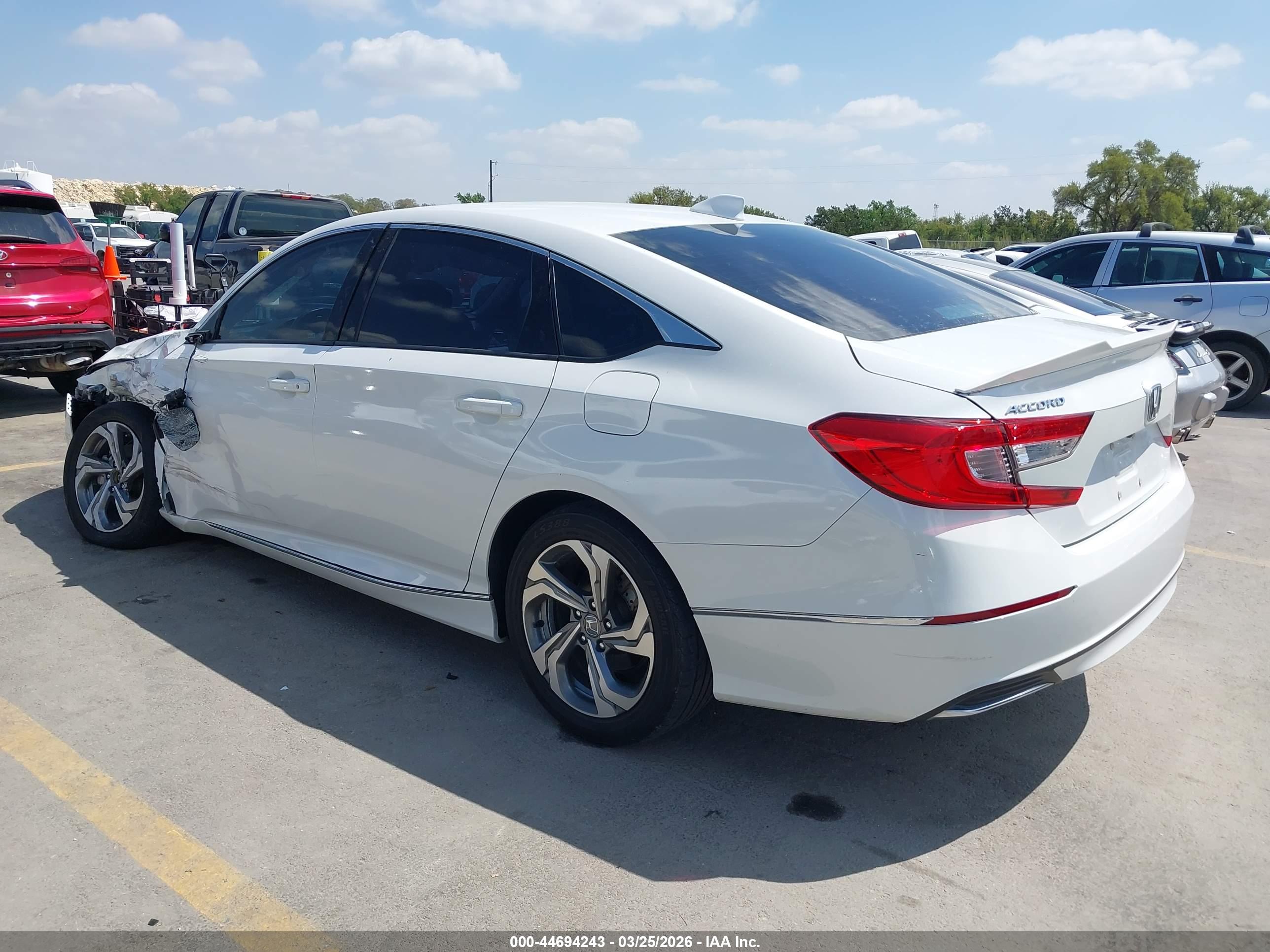 HONDA ACCORD image 3