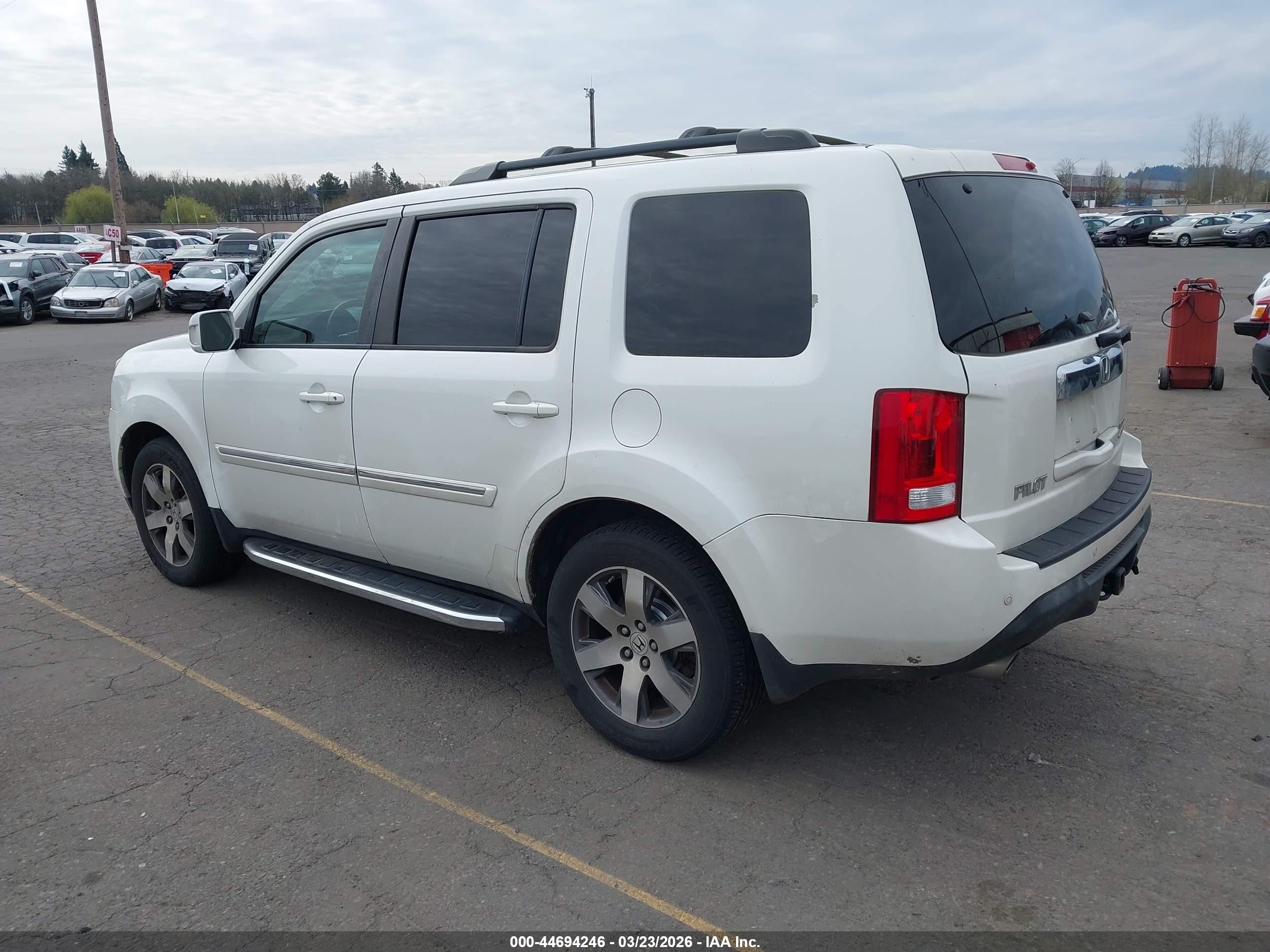 HONDA PILOT image 3