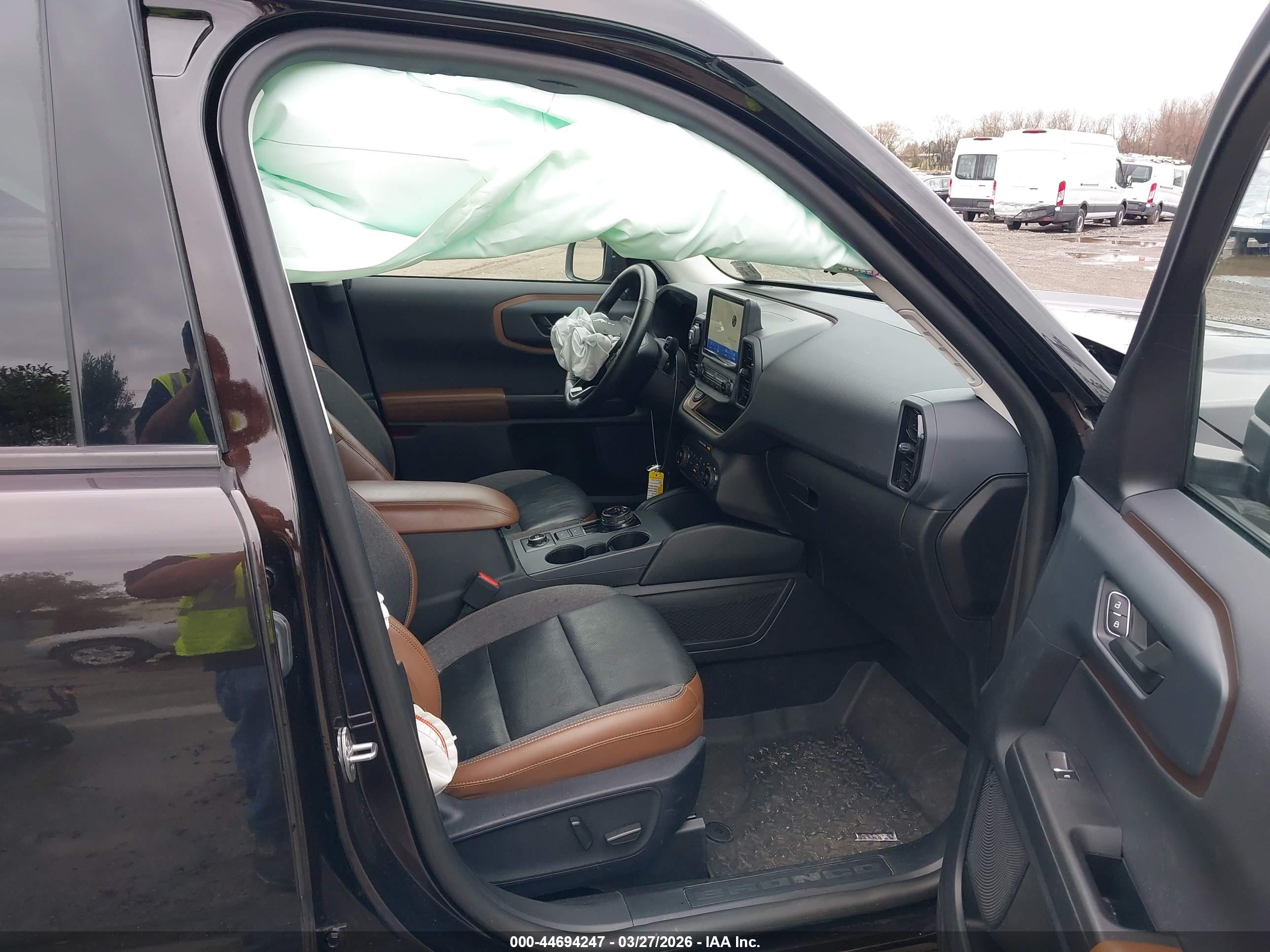 FORD BRONCO image 5