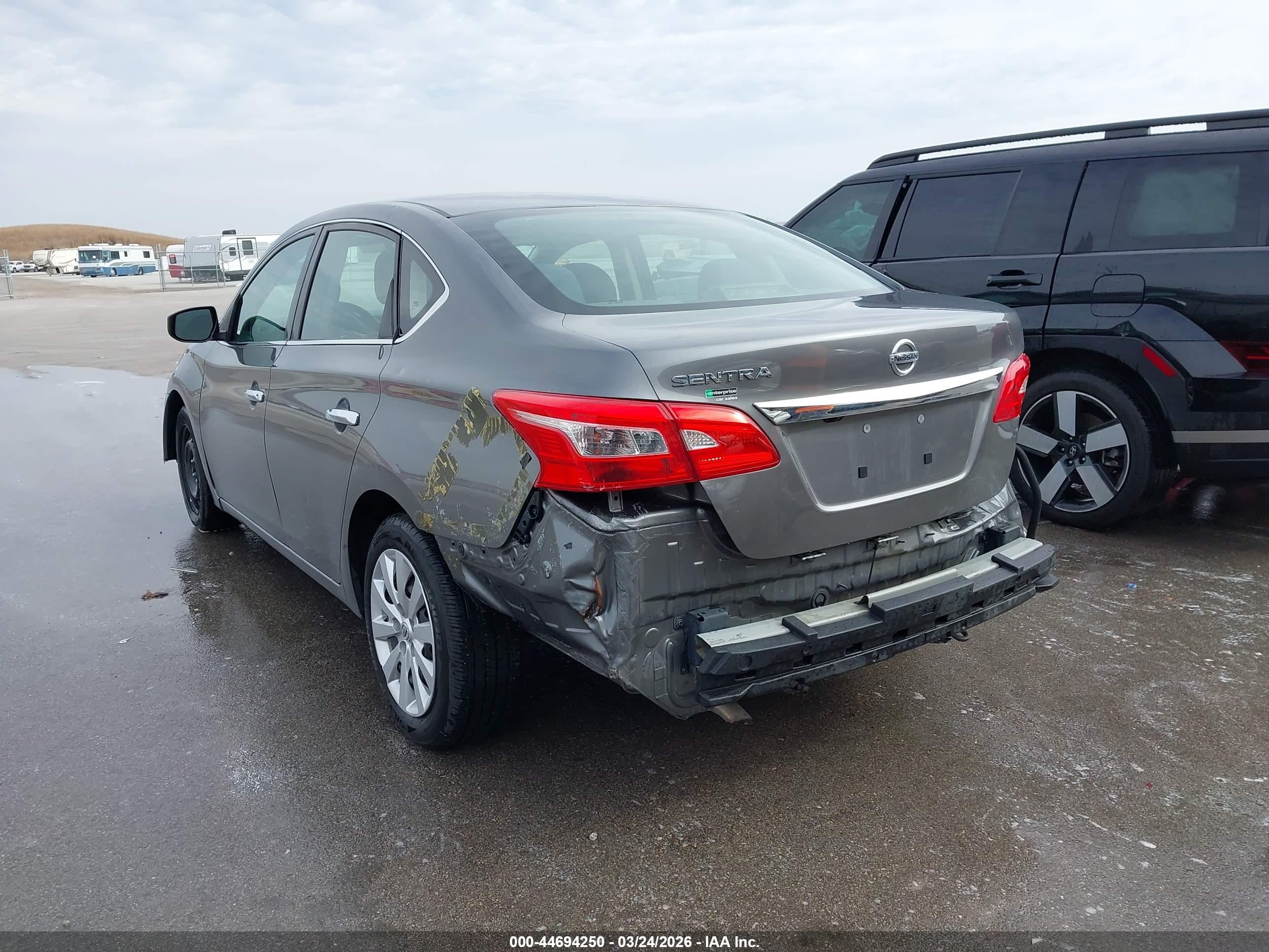 NISSAN SENTRA image 6