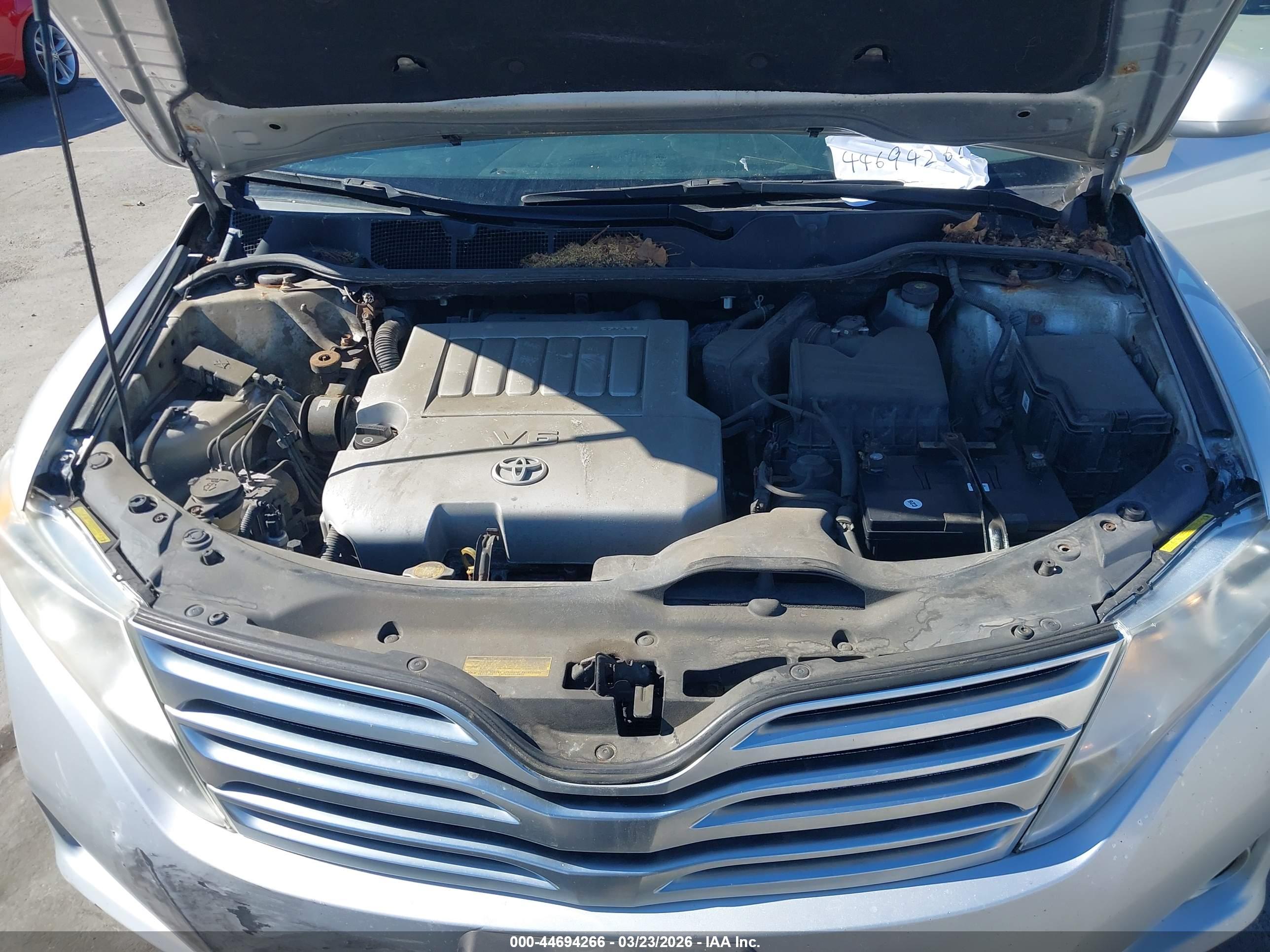 TOYOTA VENZA image 10