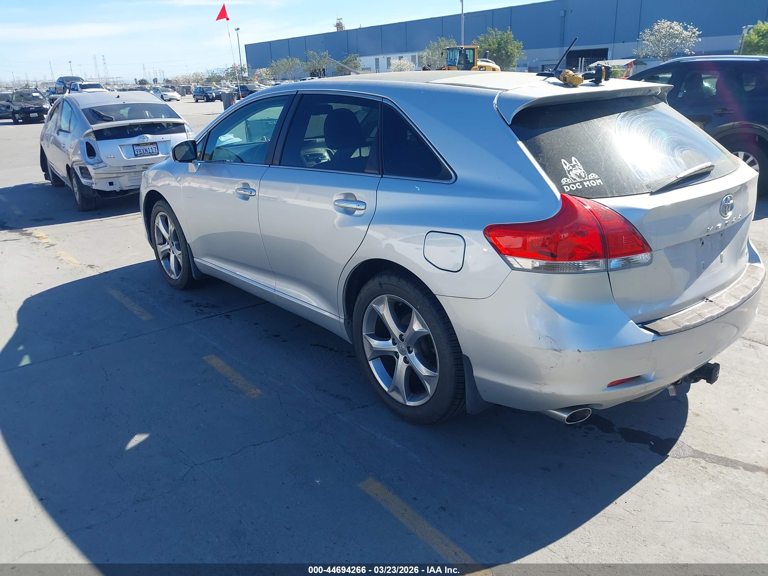 TOYOTA VENZA image 3