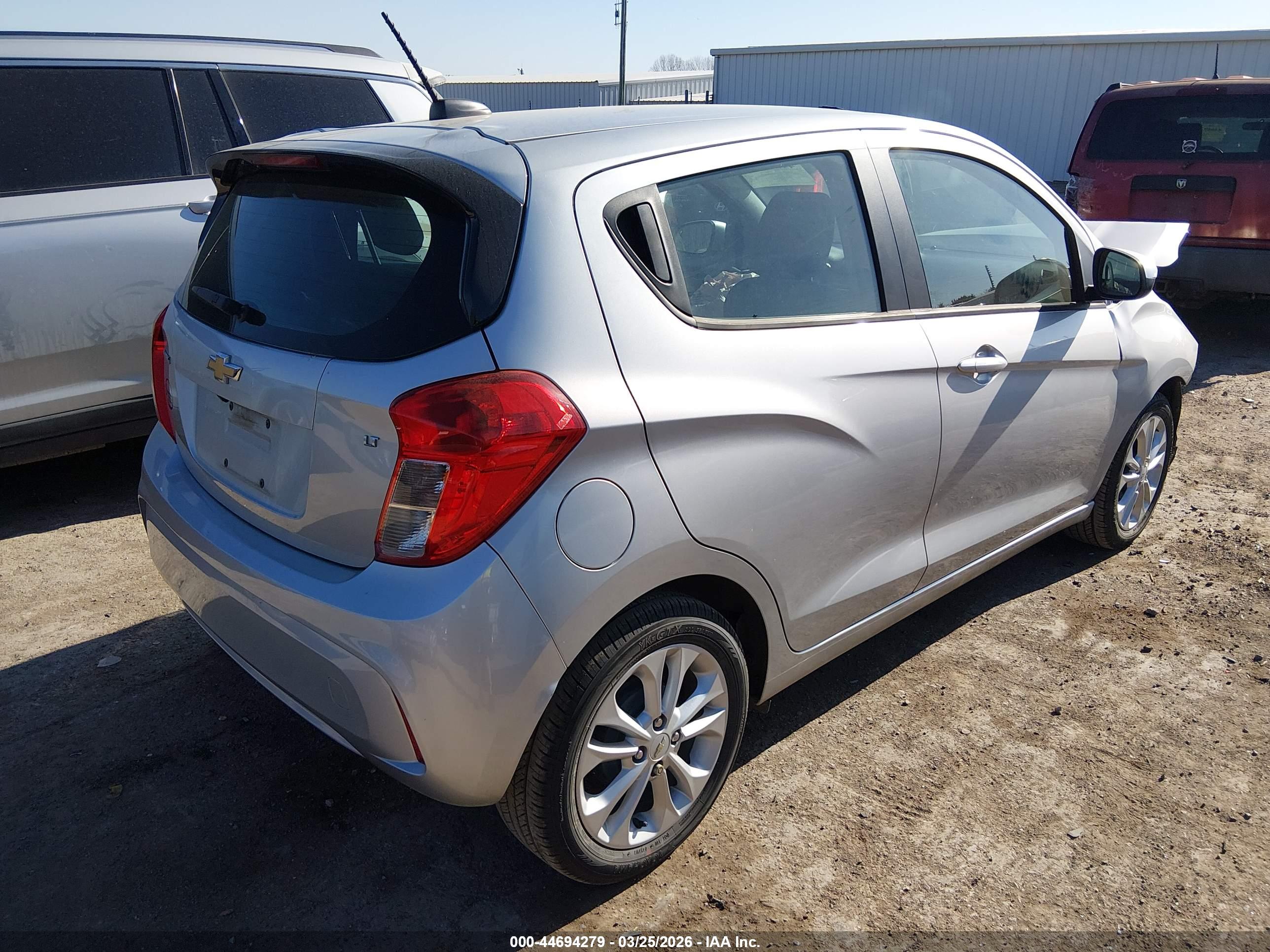 CHEVROLET SPARK image 4