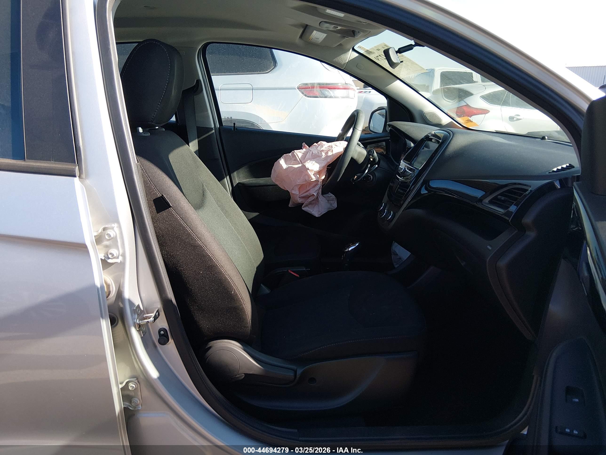 CHEVROLET SPARK image 5