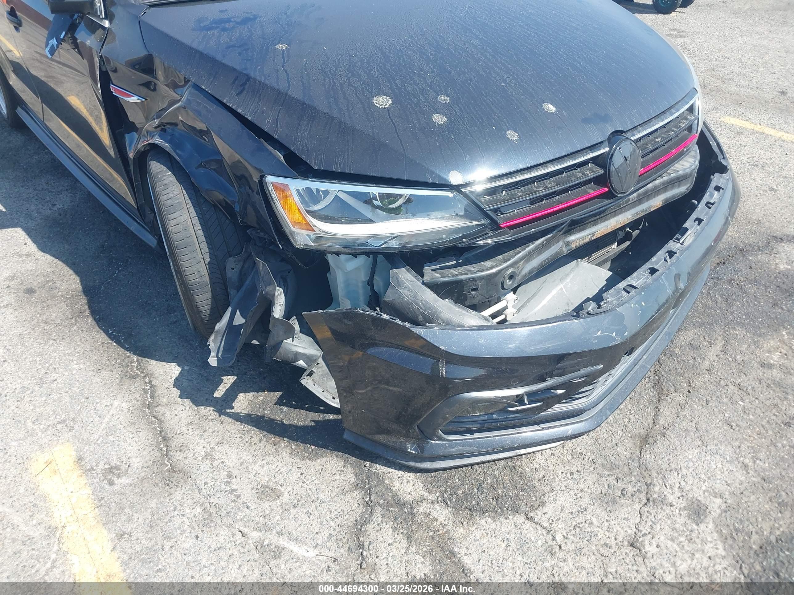 VOLKSWAGEN JETTA image 6