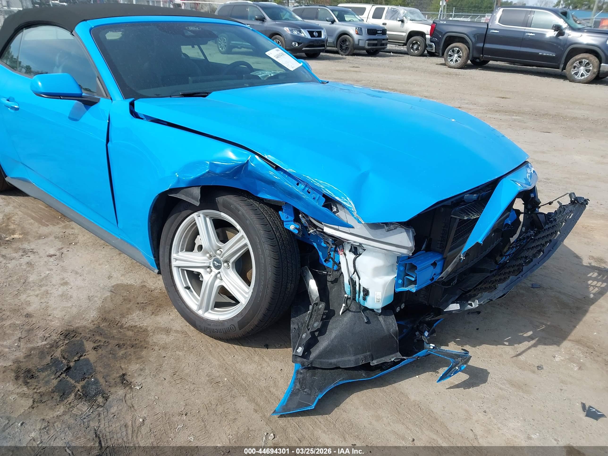 FORD MUSTANG image 6