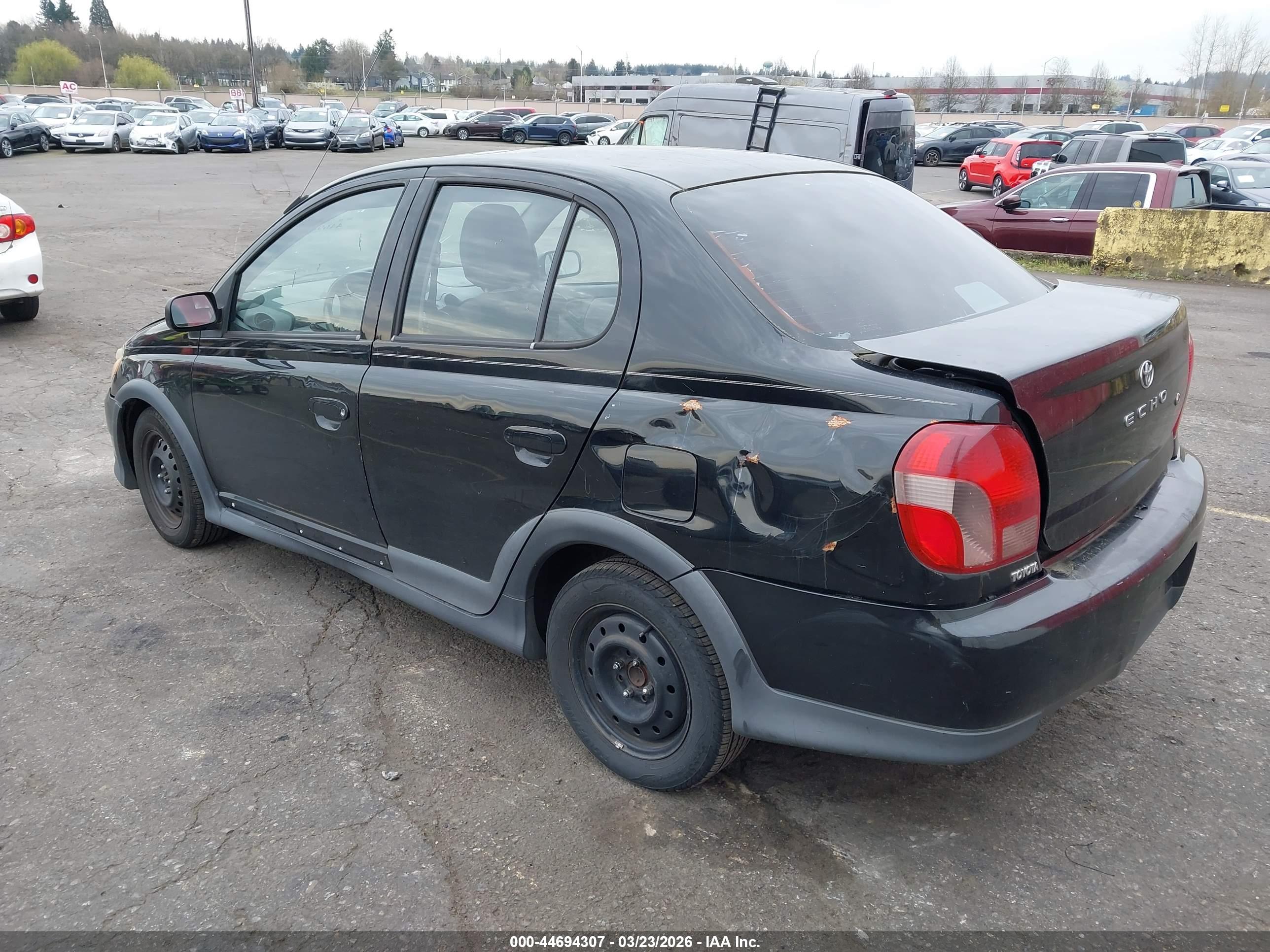 TOYOTA ECHO image 3