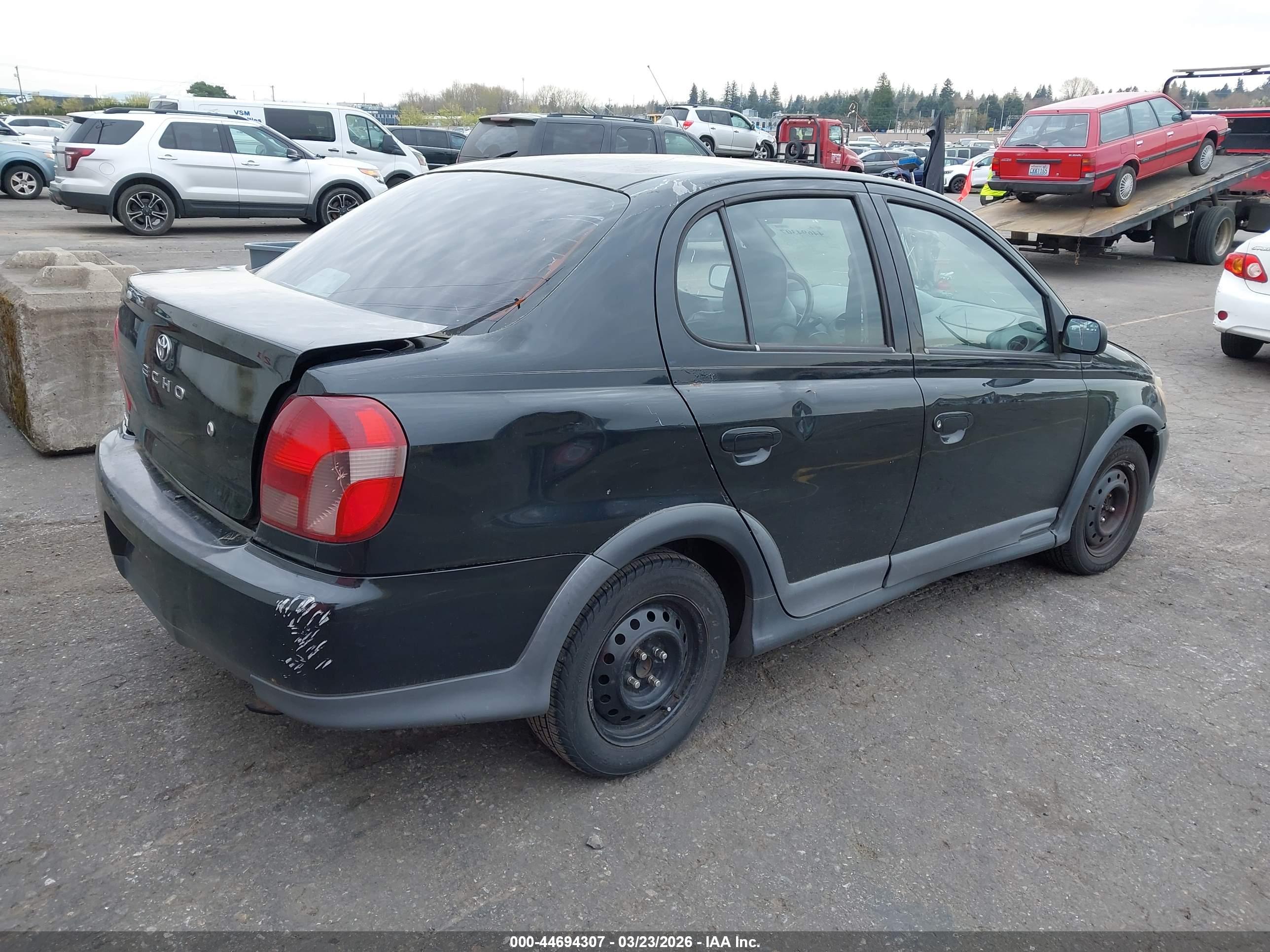 TOYOTA ECHO image 4