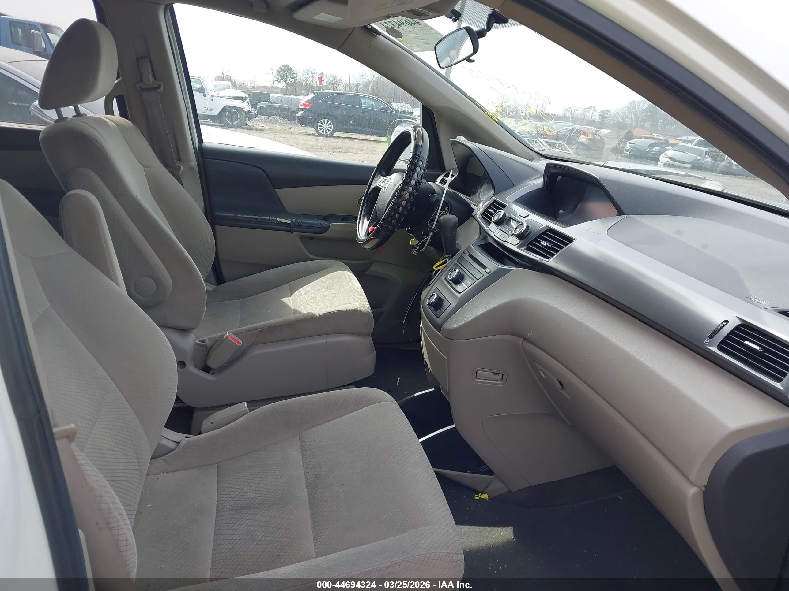 HONDA ODYSSEY image 5