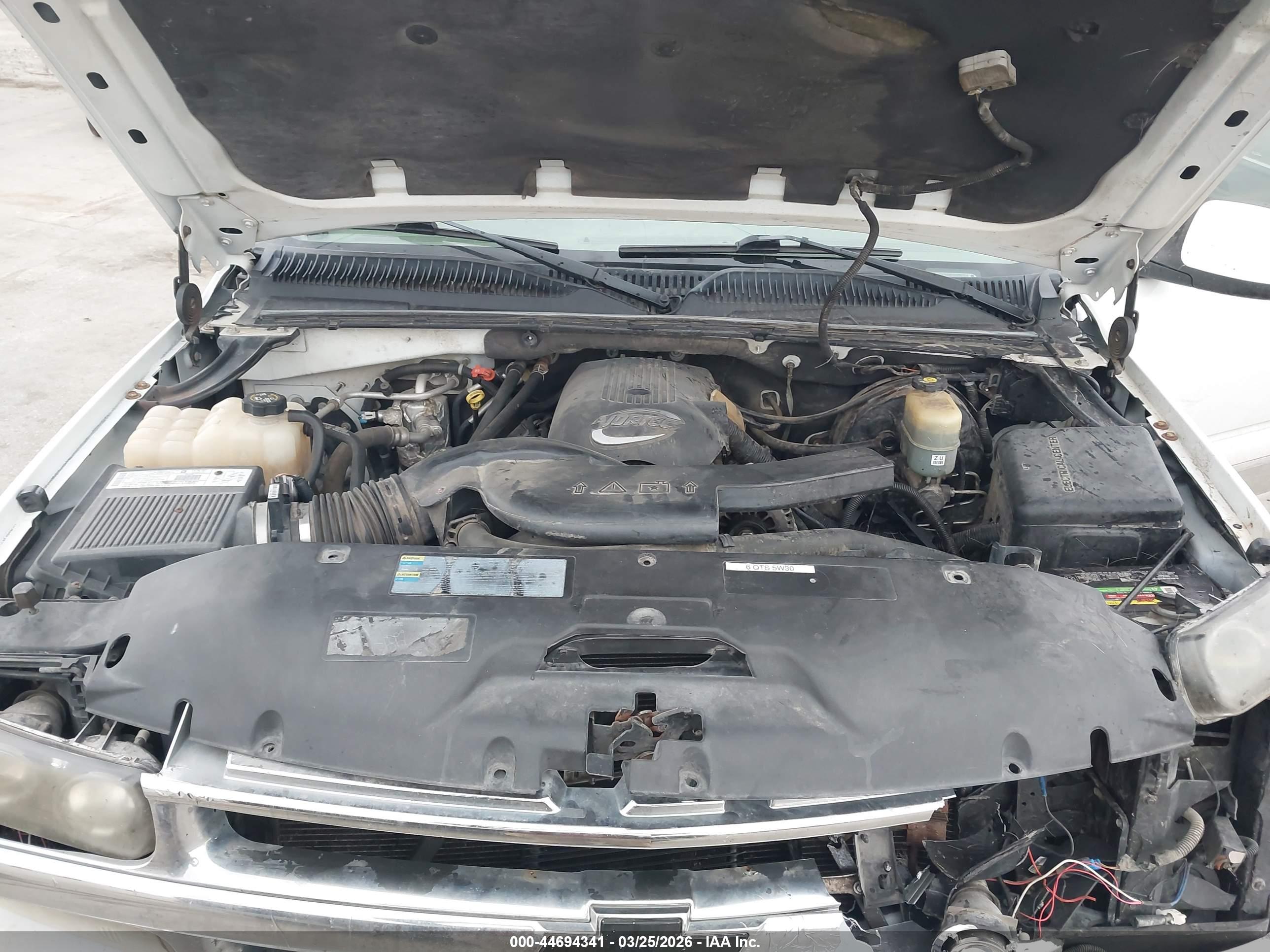 CHEVROLET TAHOE image 10