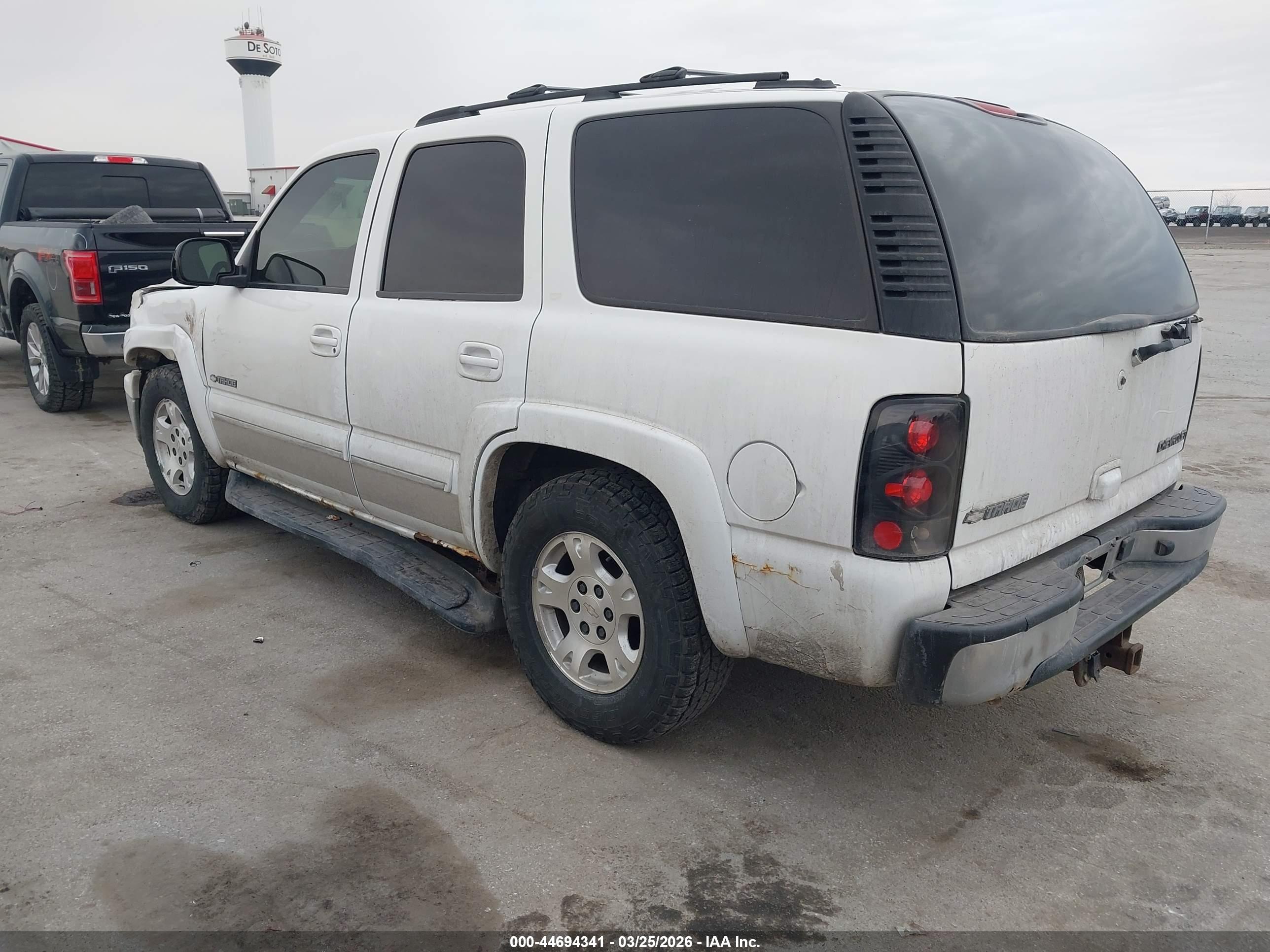CHEVROLET TAHOE image 3