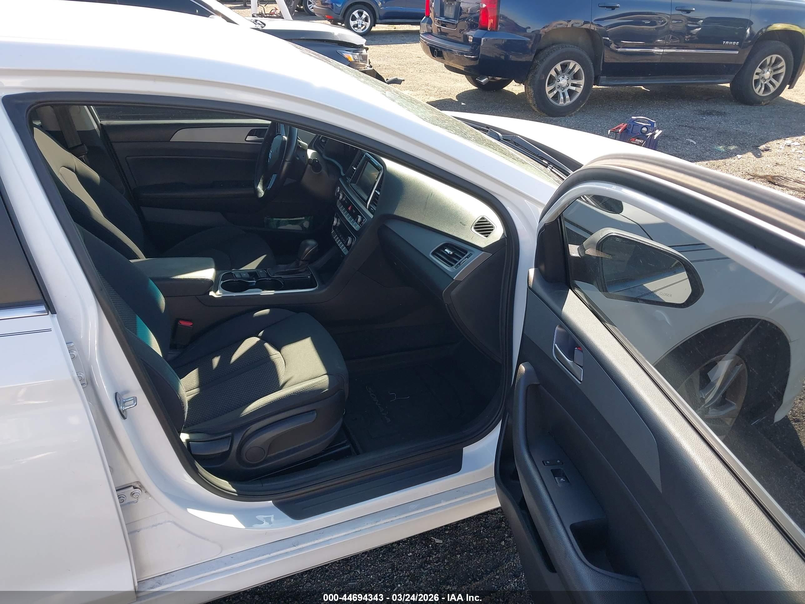 HYUNDAI SONATA image 5