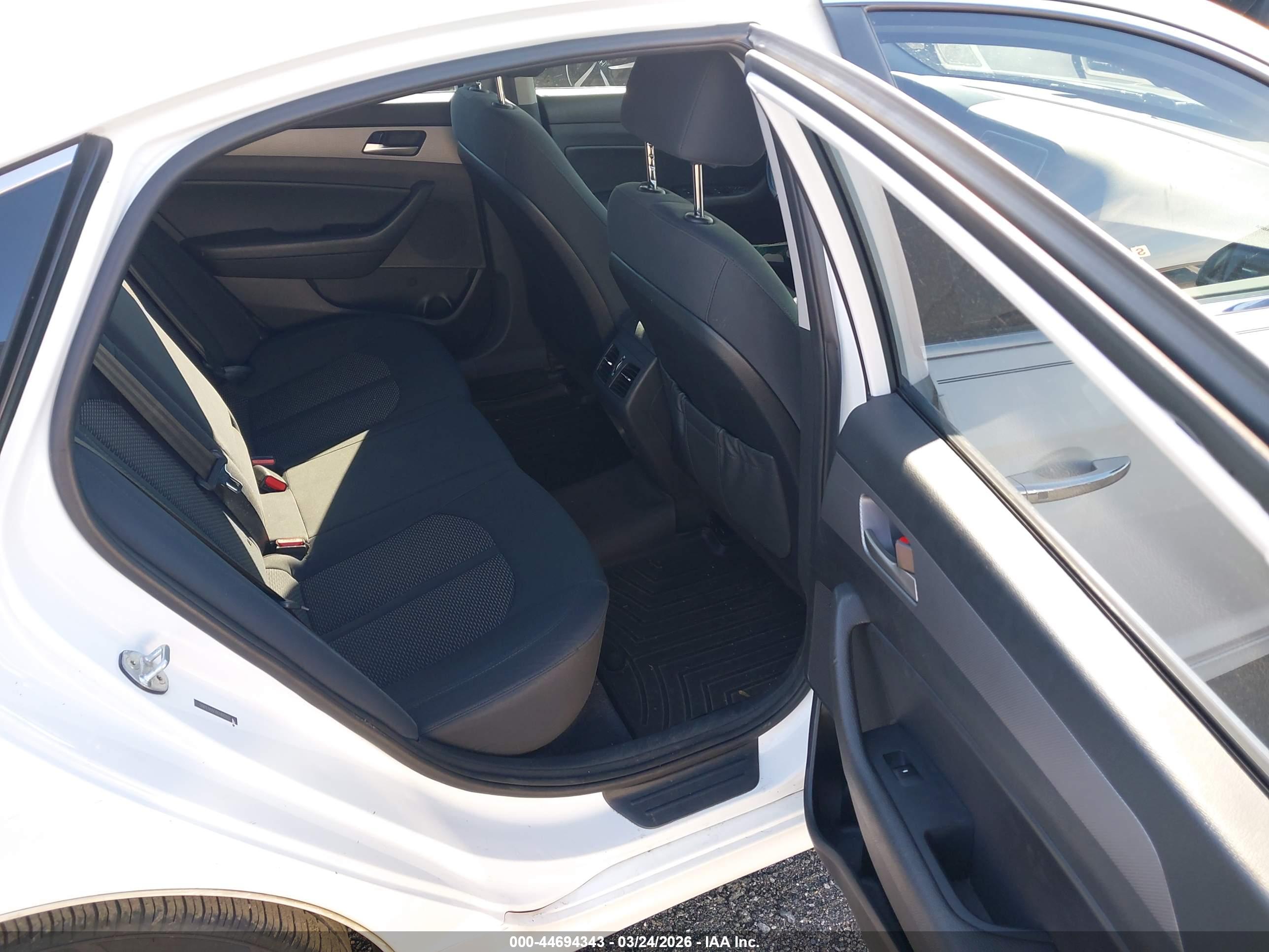 HYUNDAI SONATA image 8