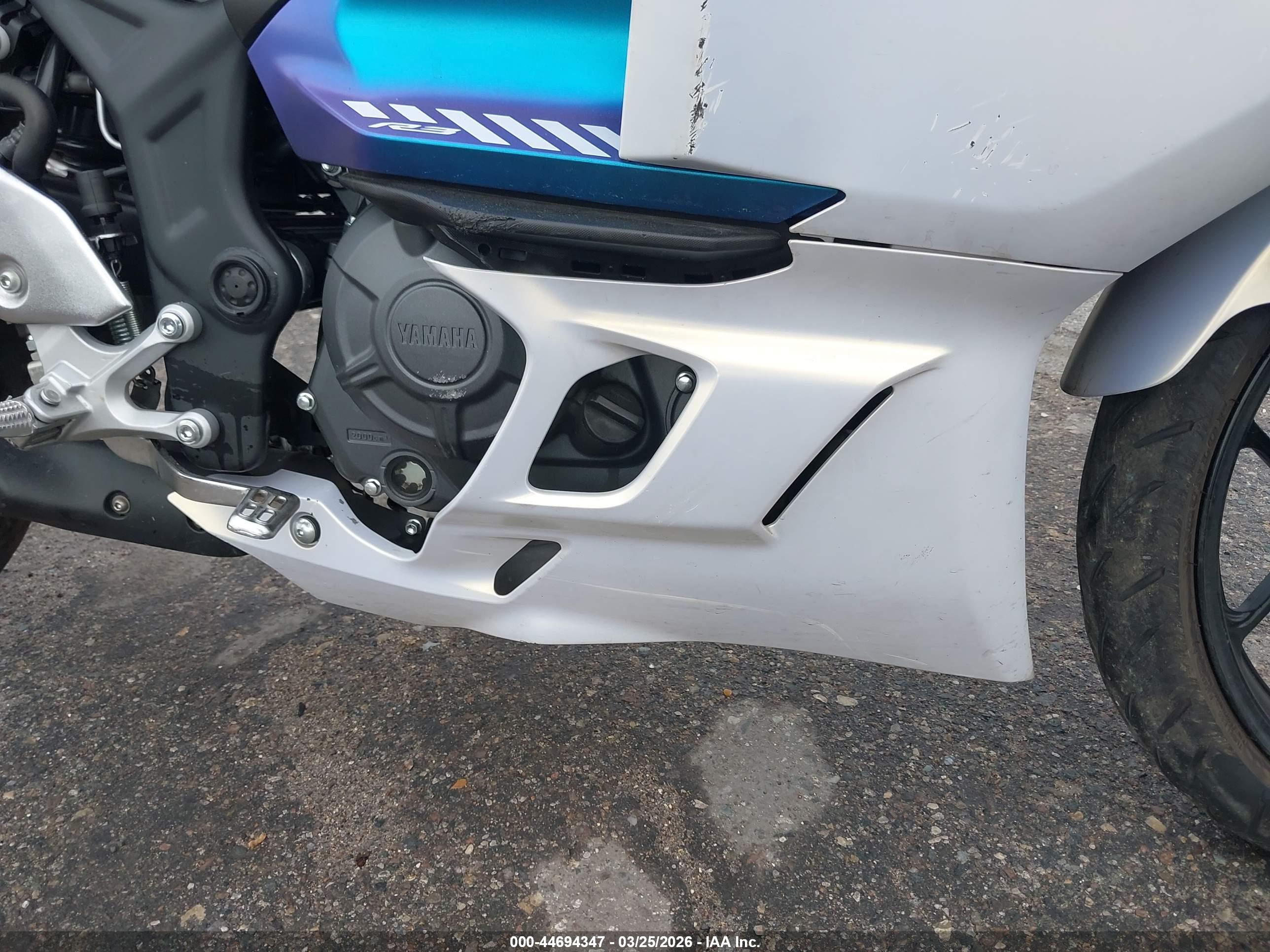 YAMAHA YFZ320 image 8