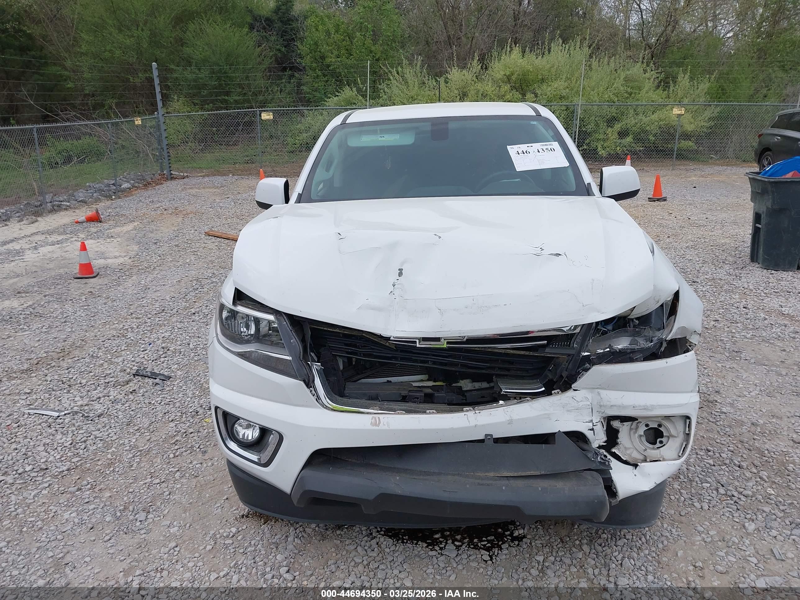 CHEVROLET COLORADO image 6