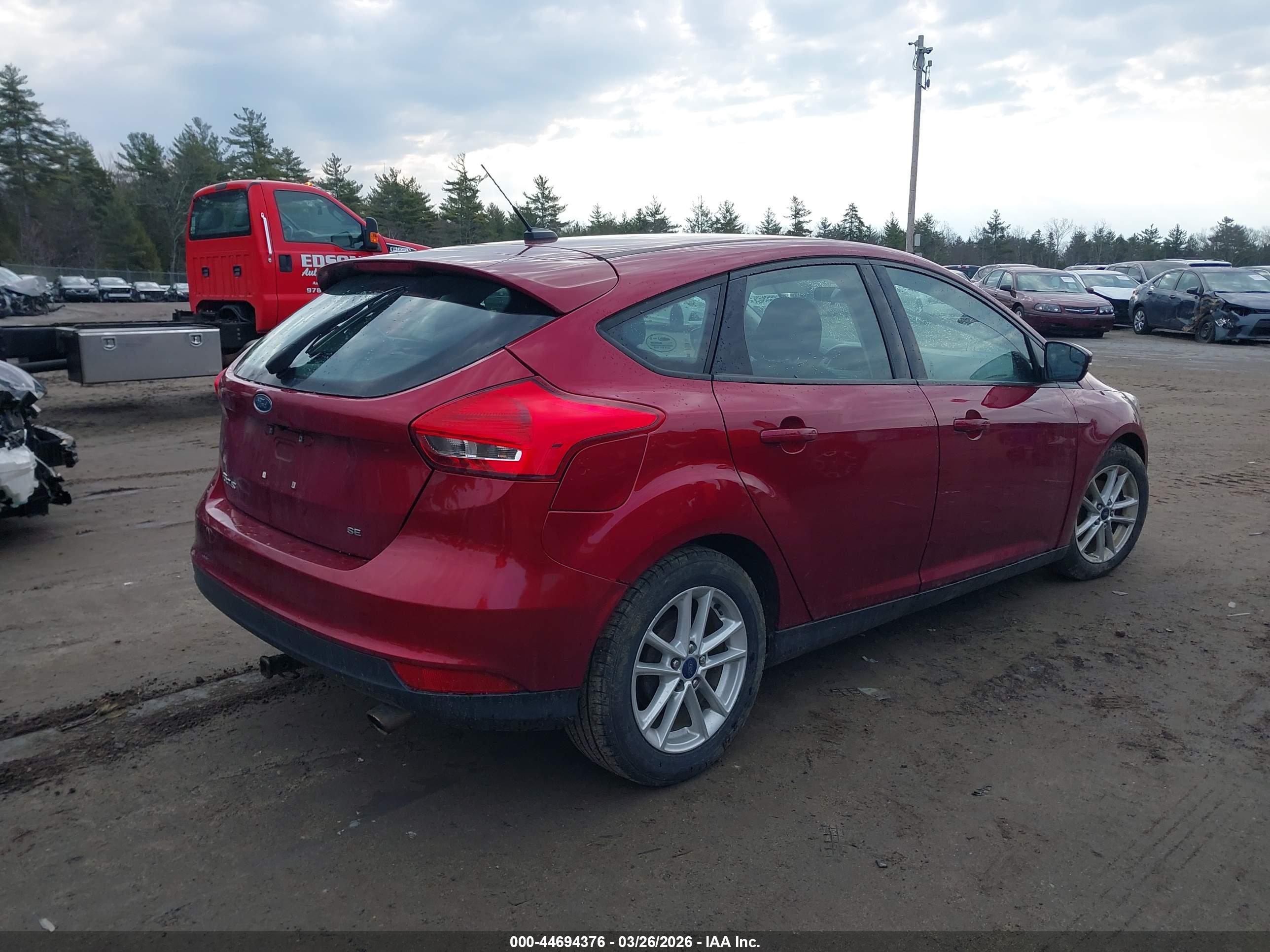FORD FOCUS image 4