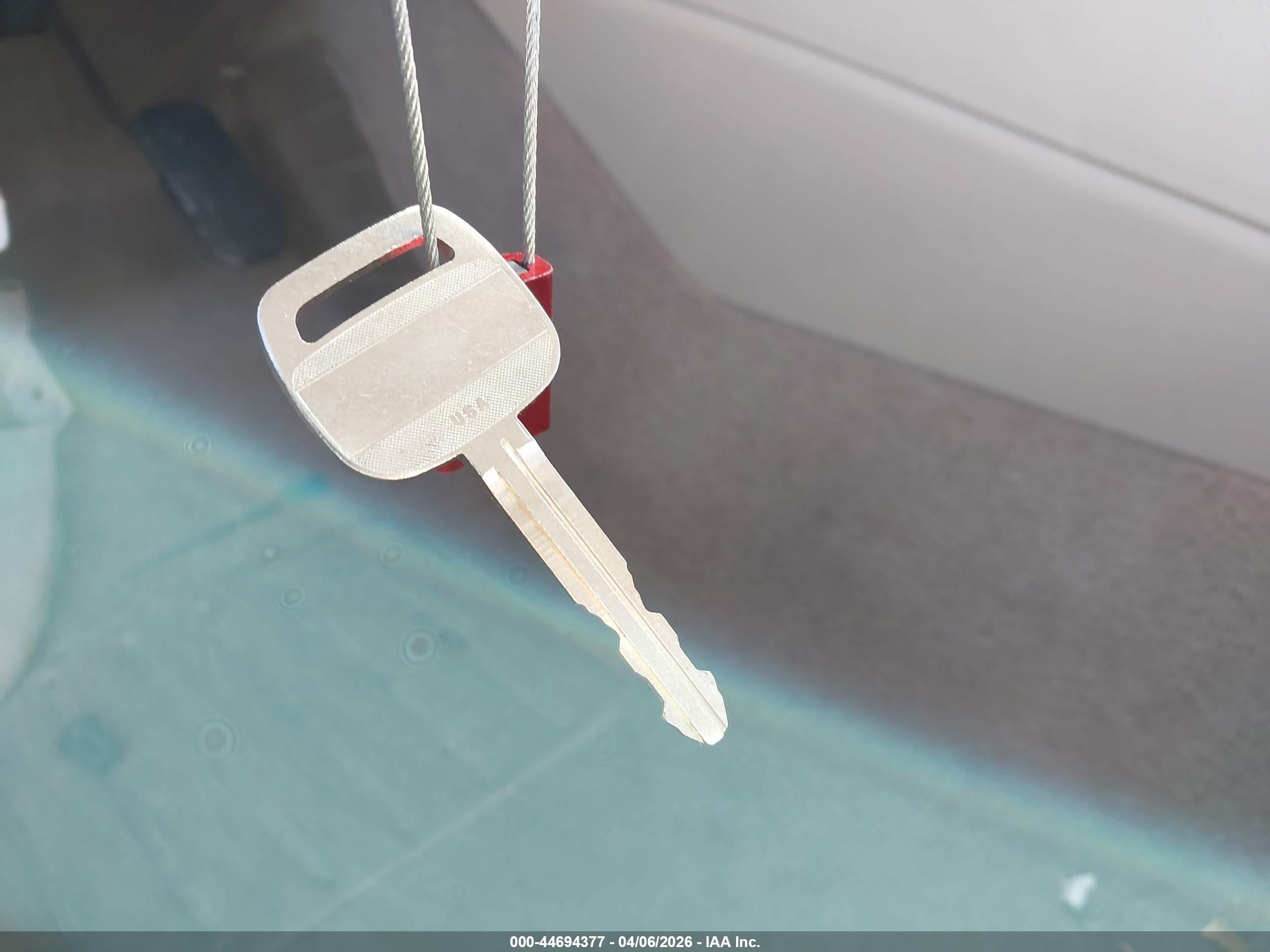 TOYOTA CAMRY image 11